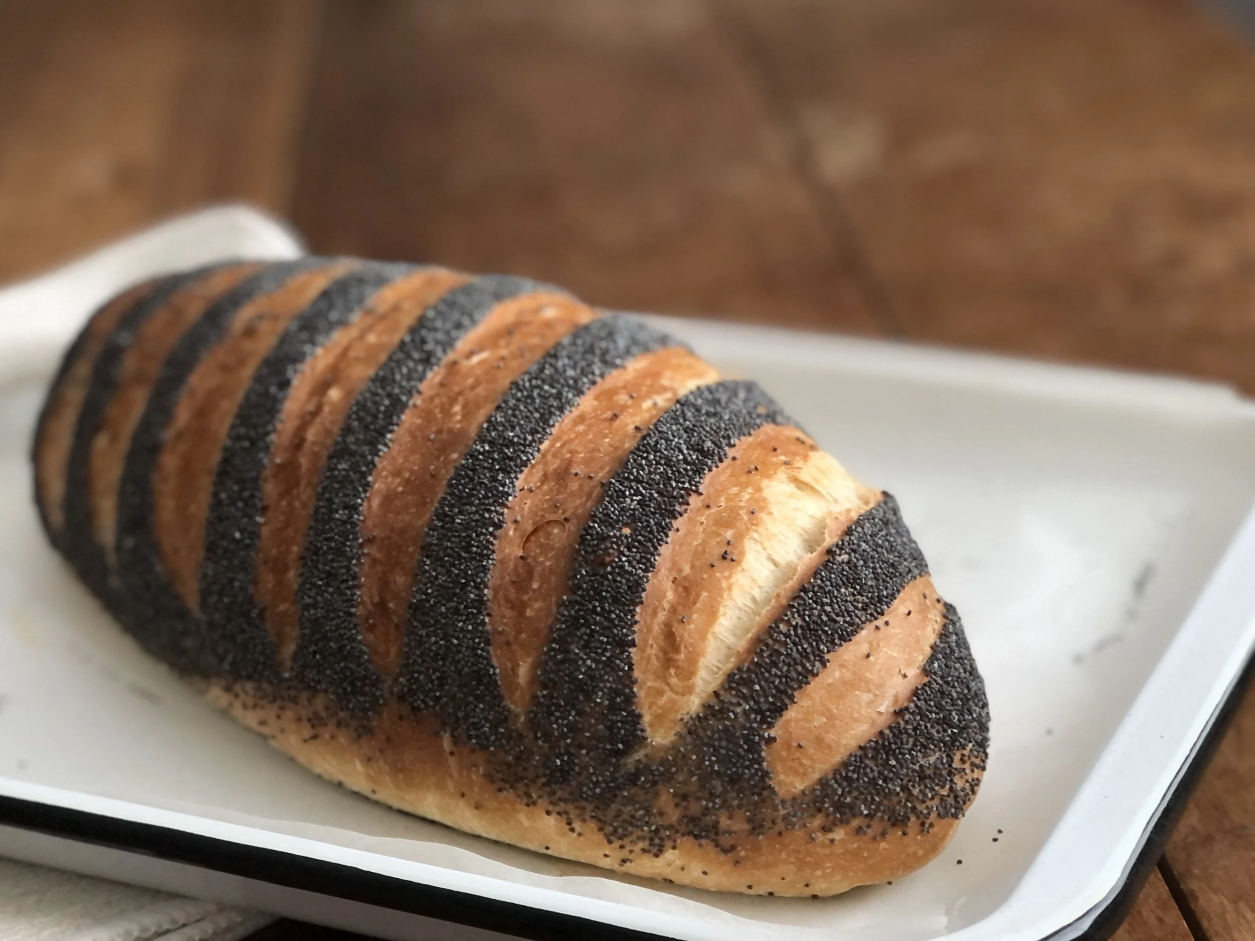 A Unique Sourdough and Yeasted Classic join the Homebaker's Club