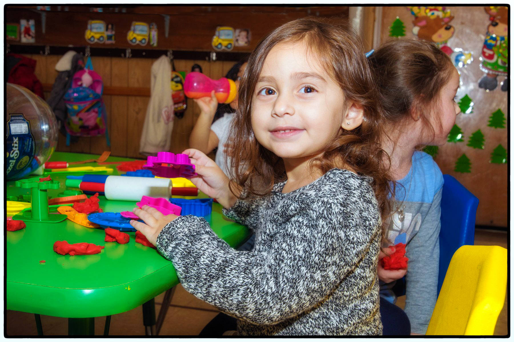  WE PLAY WITH EDUCATIONAL MATERIALS OR...