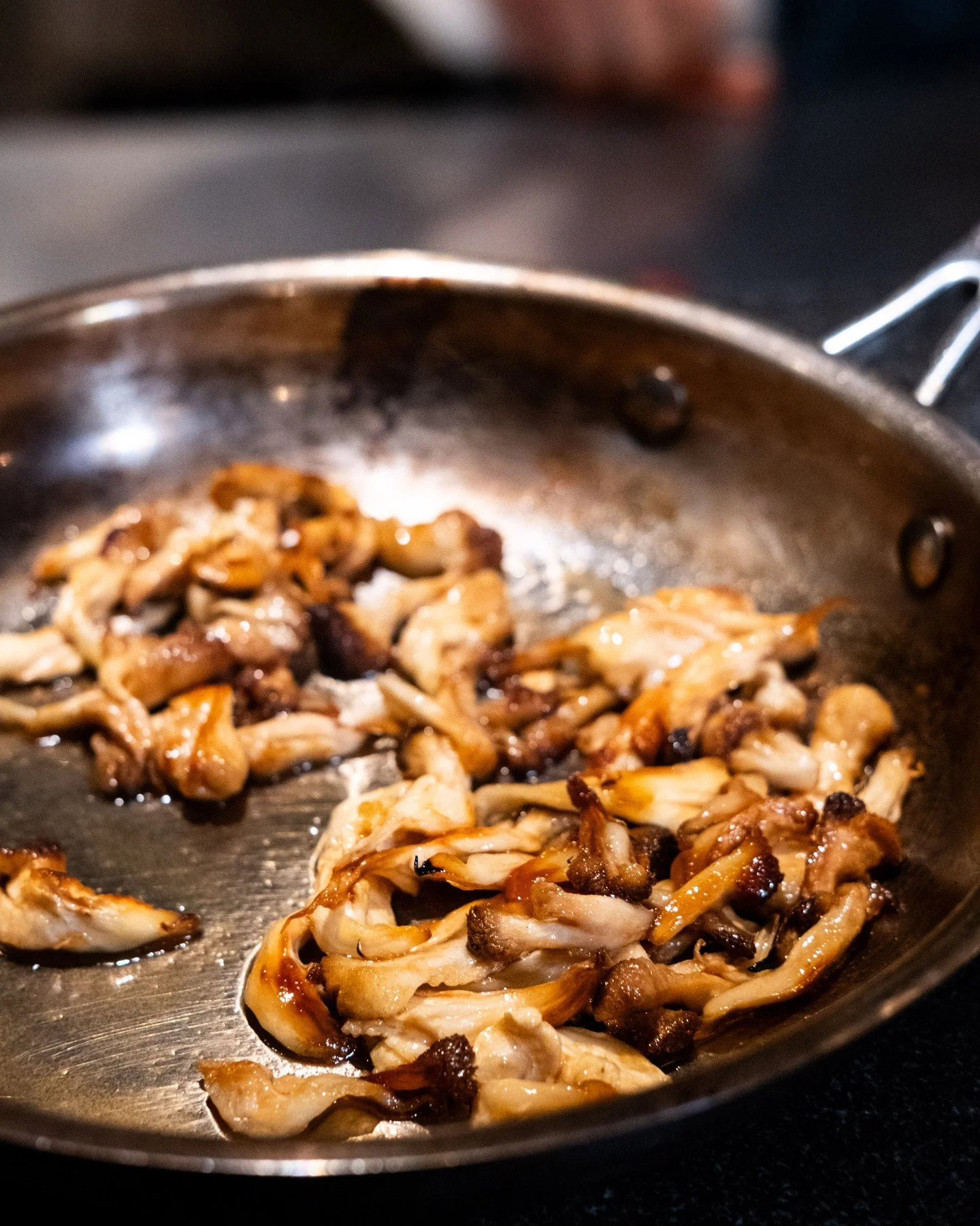 Our ode to mushrooms in many forms, some more surprising than others. Feast of Moss Woods, reservations still open.	

#feastofmosswoods #merchantroots #mushrooms #Mushroommenu