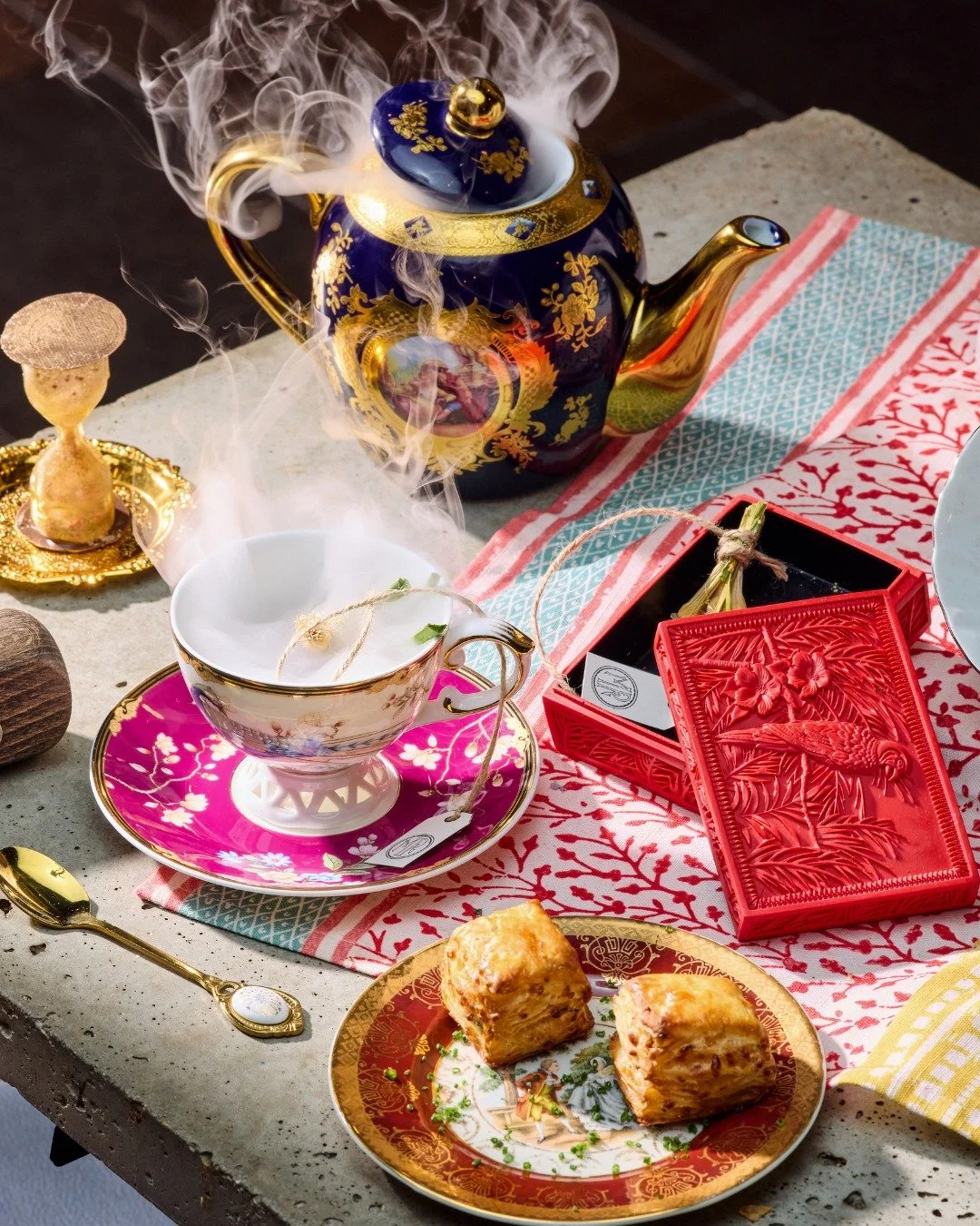 We present caramelized Onion &ldquo;Tea,&rdquo; steeped in wonder, finished with a delicate infusion of dried onion bouquet, and served alongside chive and cheddar scones. Do not sip until the hourglass permits ⏳	

#merchantroots #conceptmeu #onlyins