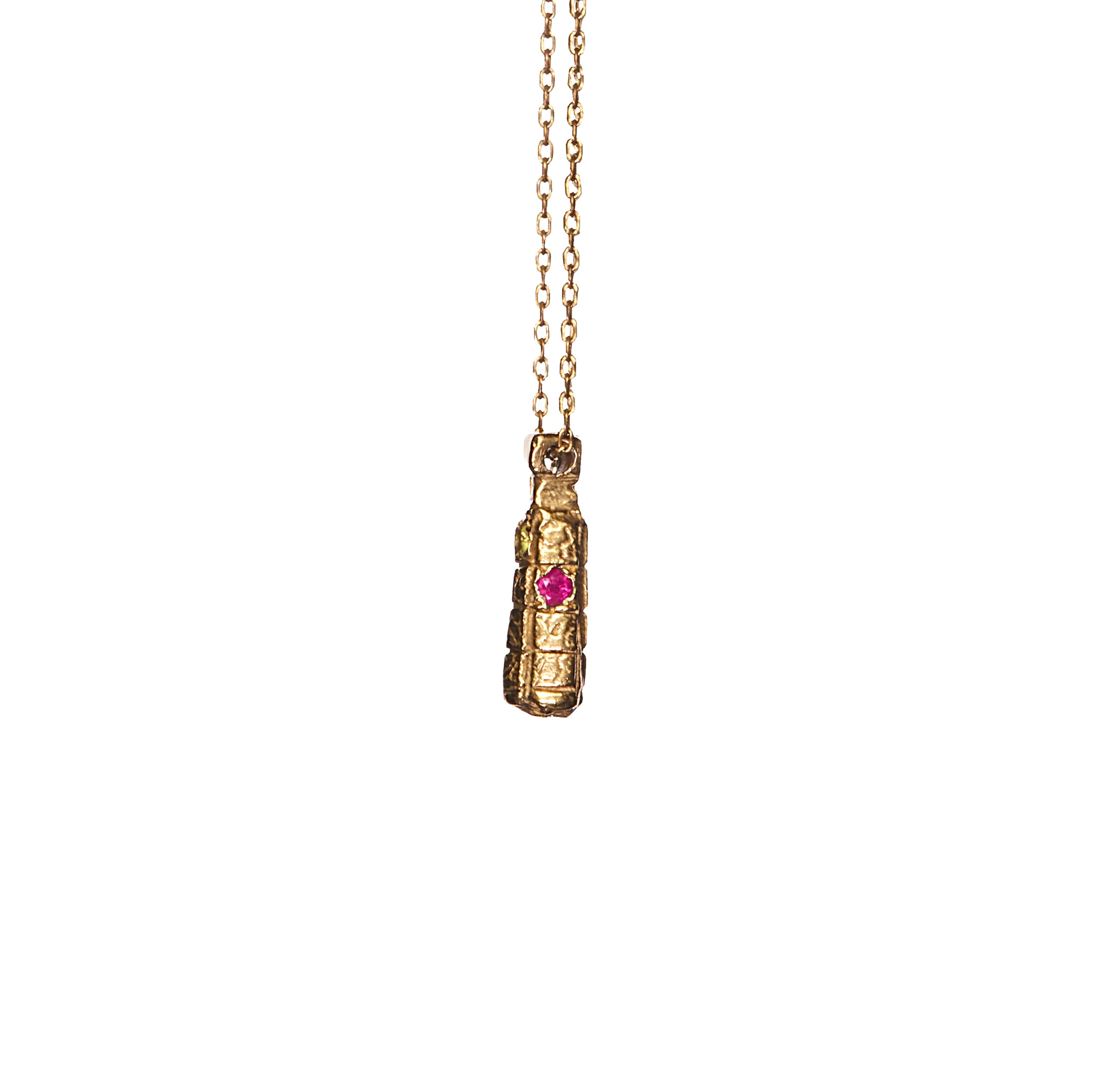 Collier-Totem-ruby-clarajasmine-web.jpg