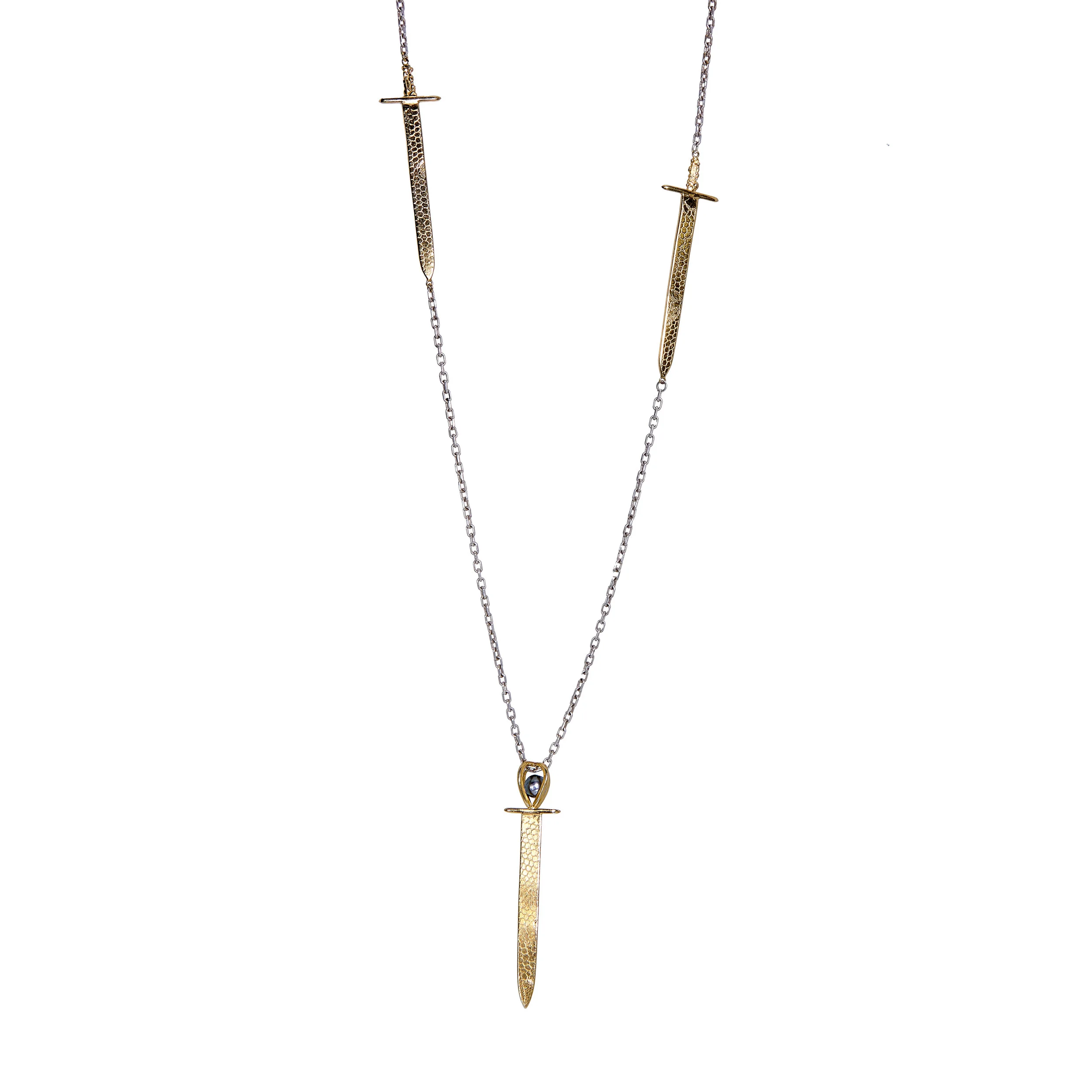 Kṣatriya-OJ-ClaraJasmine_Collier-SS19_273.jpg