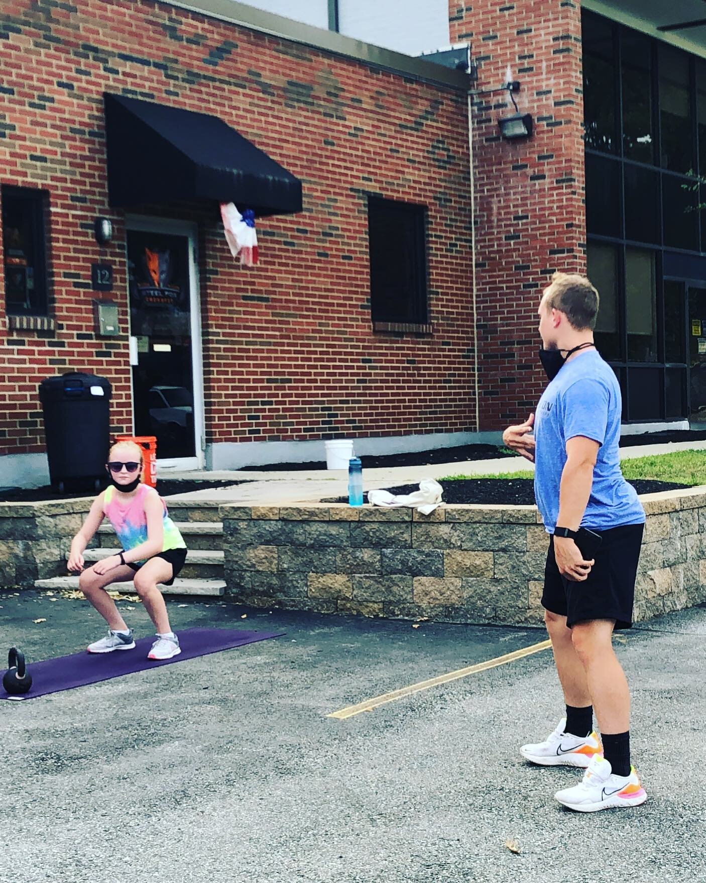 Does your teen want to come train with us?  We are offering a great teen program that starts next week and will run throughout the fall ☑️. 💪🏻Message us for details ages 11 to 17 welcome!  #teentraining #steelfox #strongyoungandhealthy