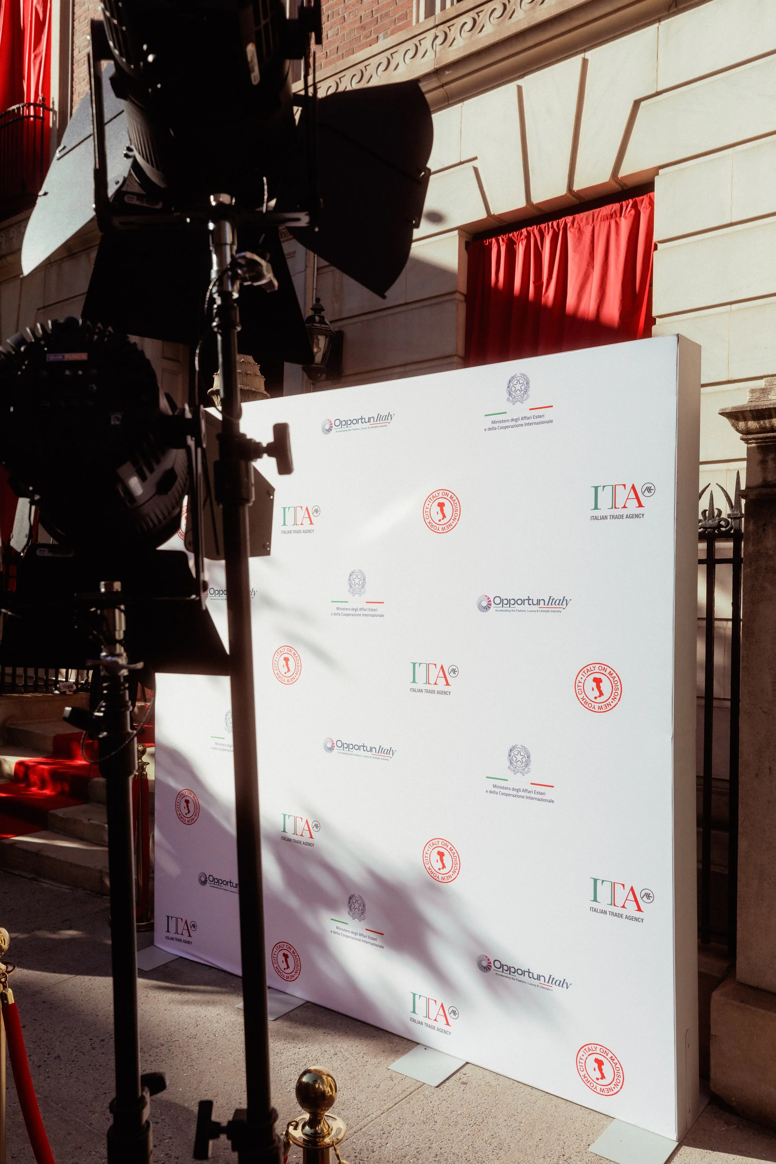 ItalyOnMadison_26_Opening-5.jpg