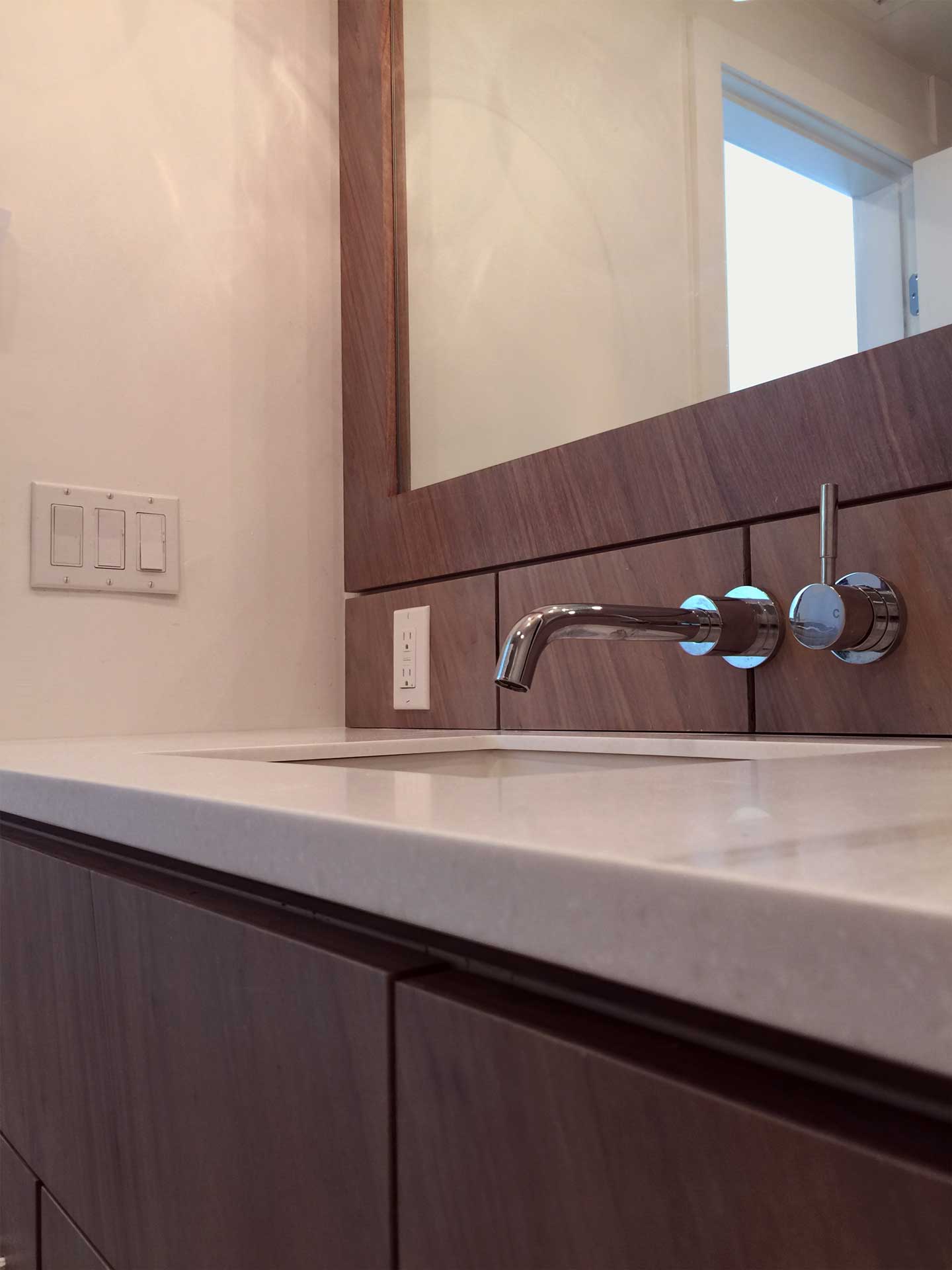 guestbath-1-lowres.jpg