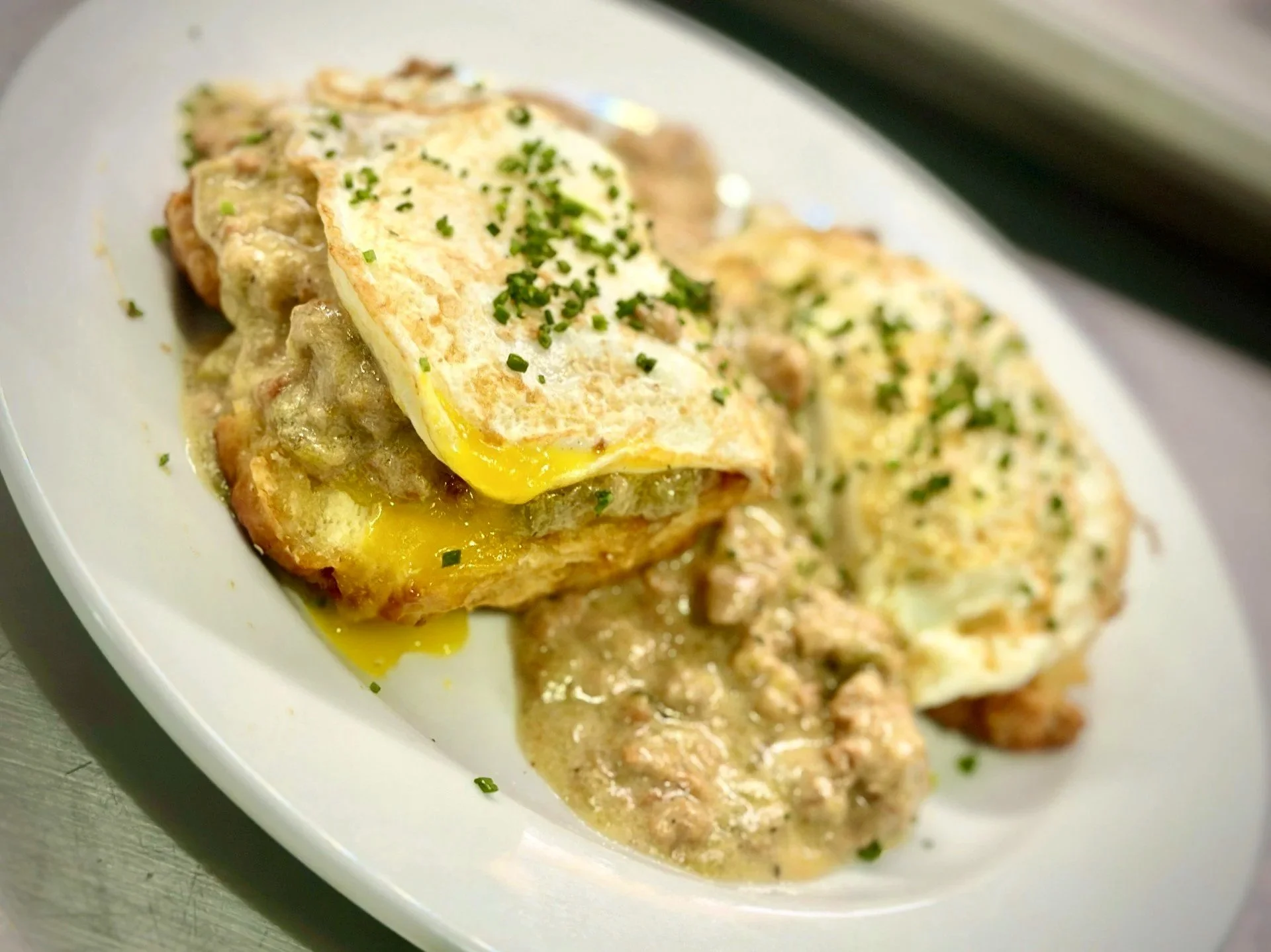Biscuits+with+Eggs+Over+Easy.jpg