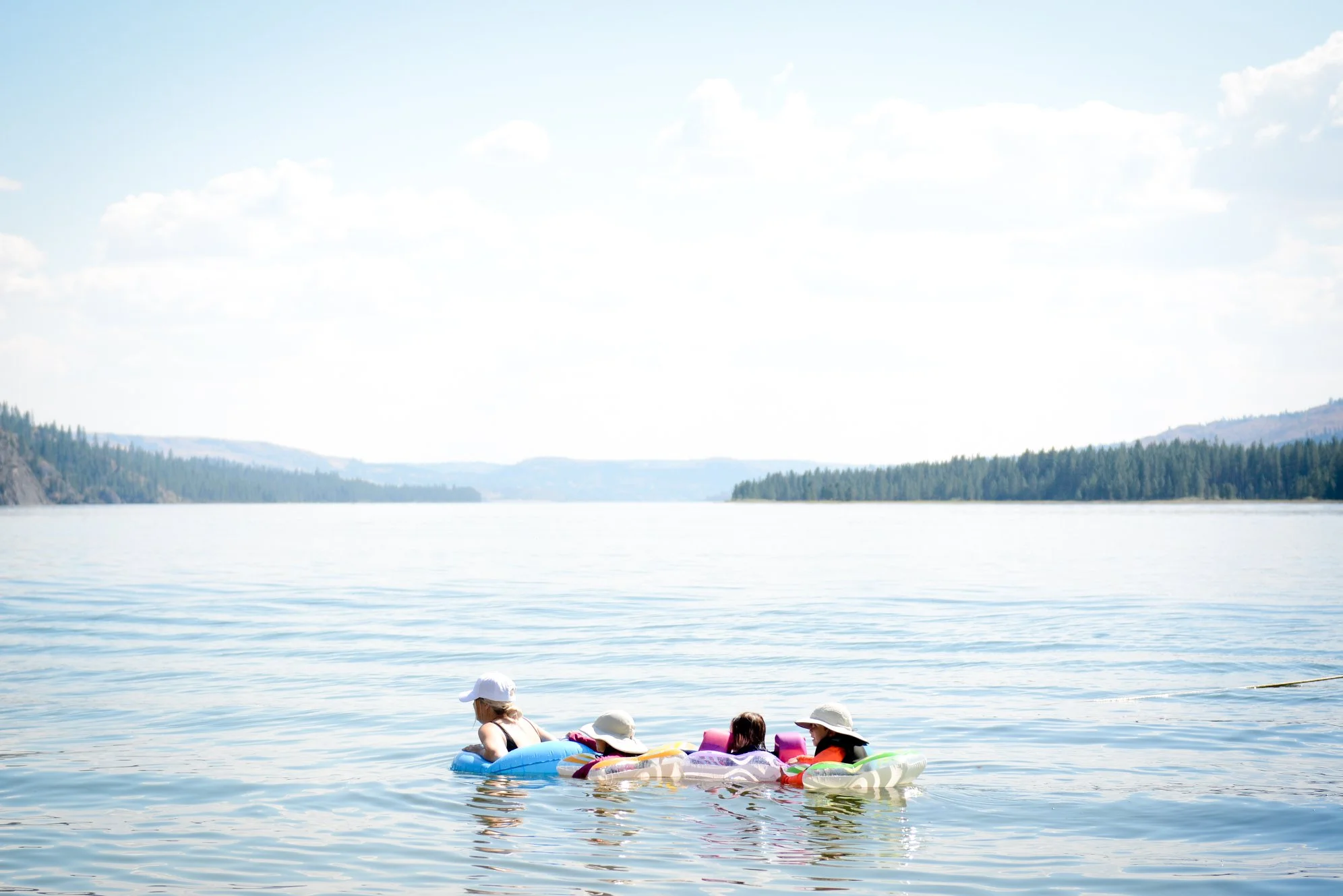 LakeRooseveltHouseboating3.jpg