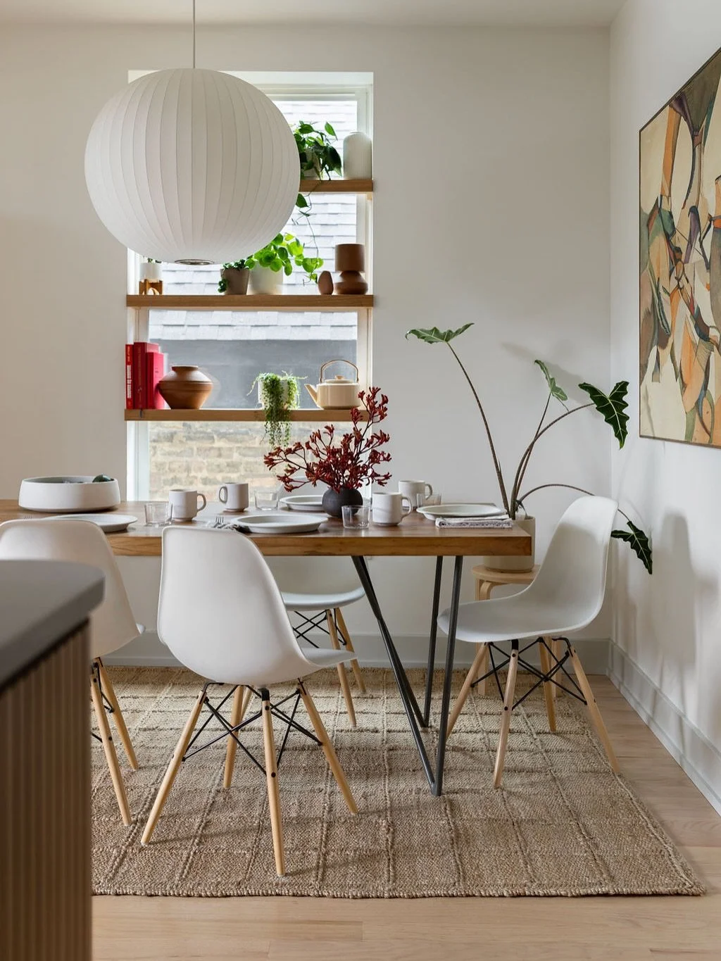 Open plan living offers a lot of flexibility, but it also asks more from the design. ⁠
⁠
Without walls to define each area, intention has to come from somewhere else. ⁠At Holstein Park, custom millwork steps in to shape the space, creating zones, add