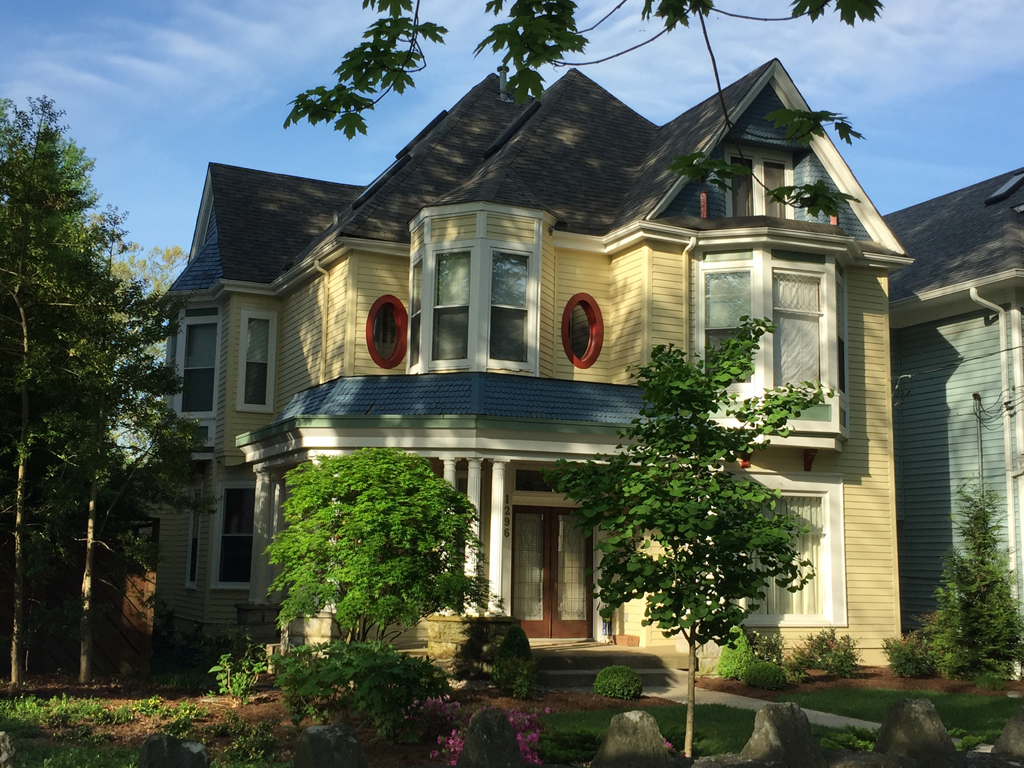 Lovely Cherokee Triangle Home