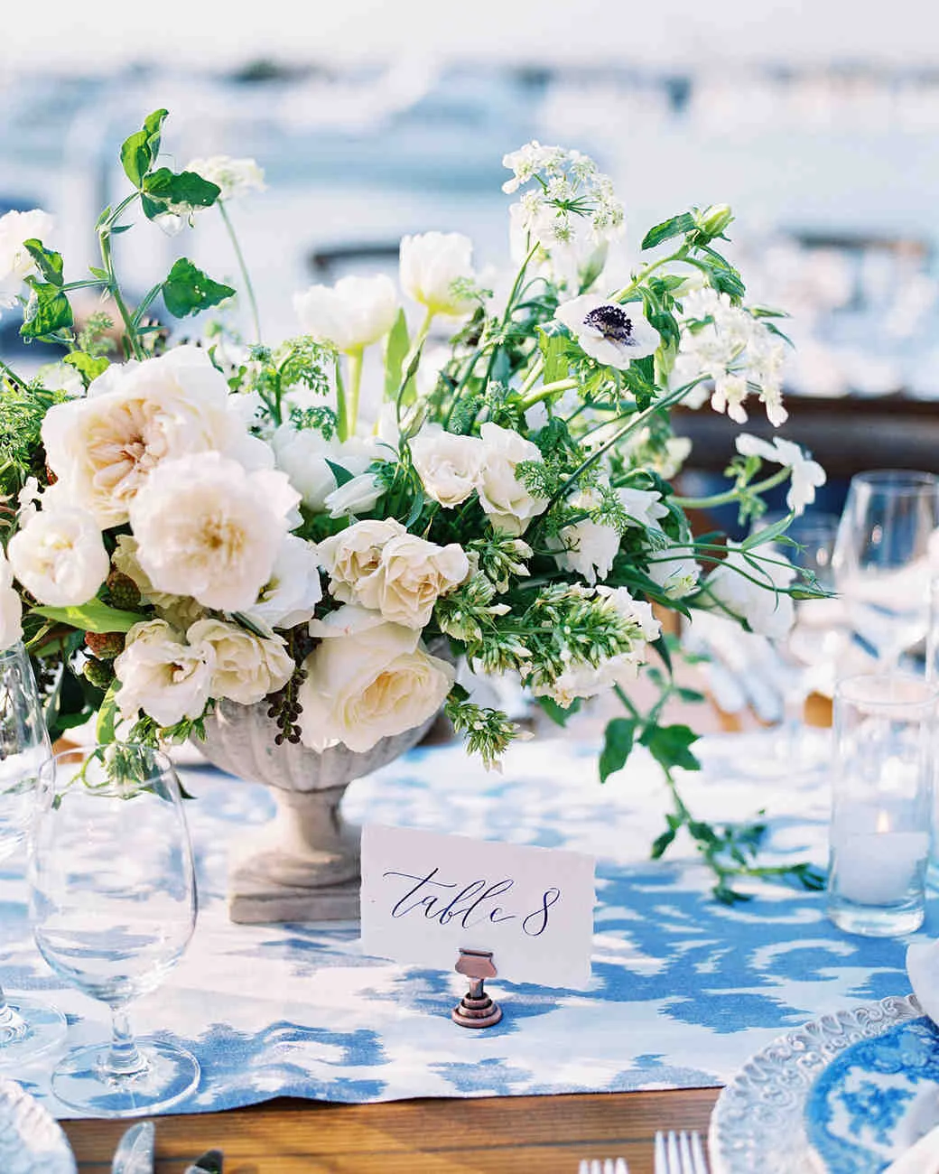 elizabeth-scott-wedding-centerpieces-0419_vert.jpg