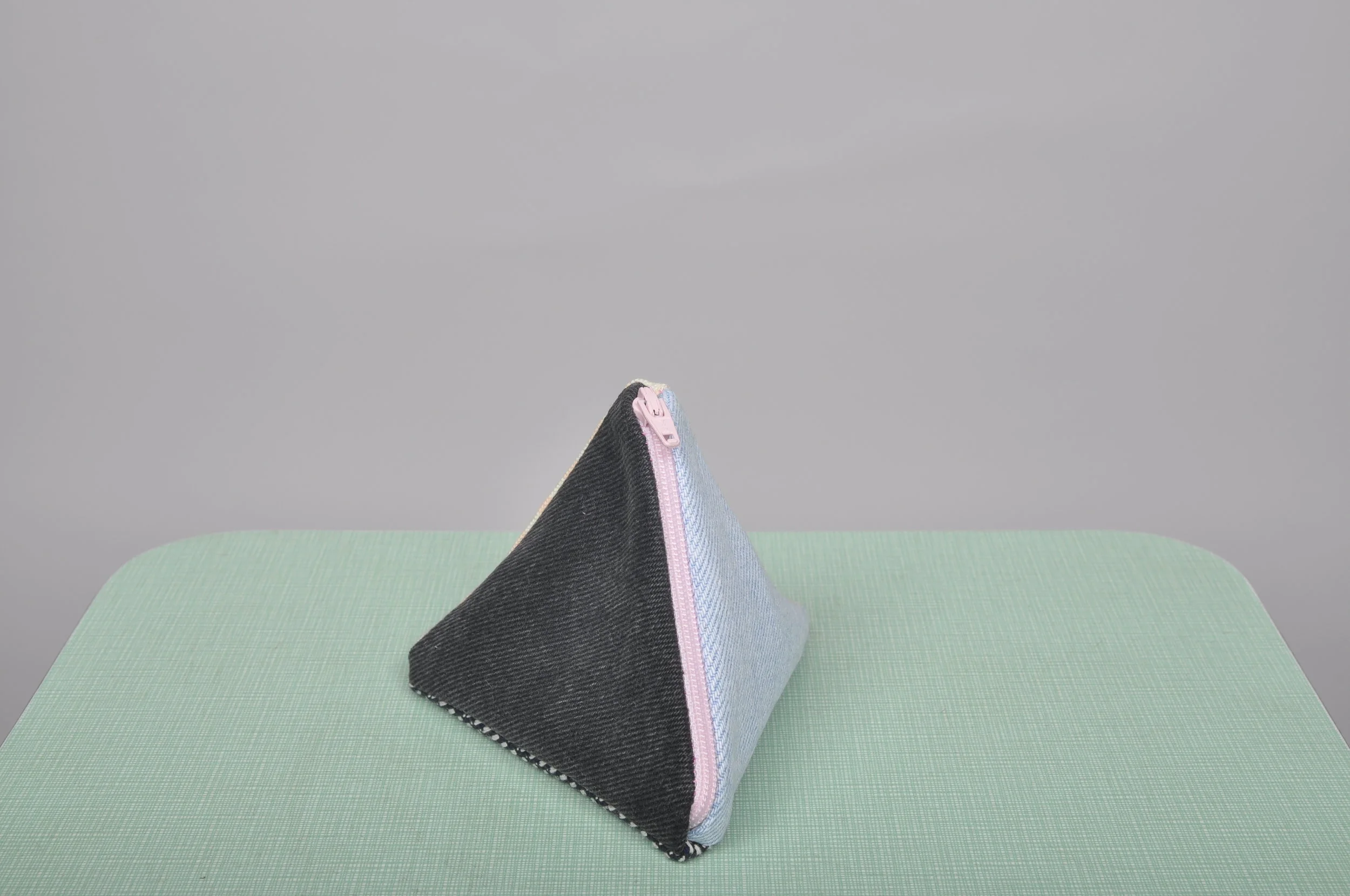 Tomb of tuppence : Poodle pink