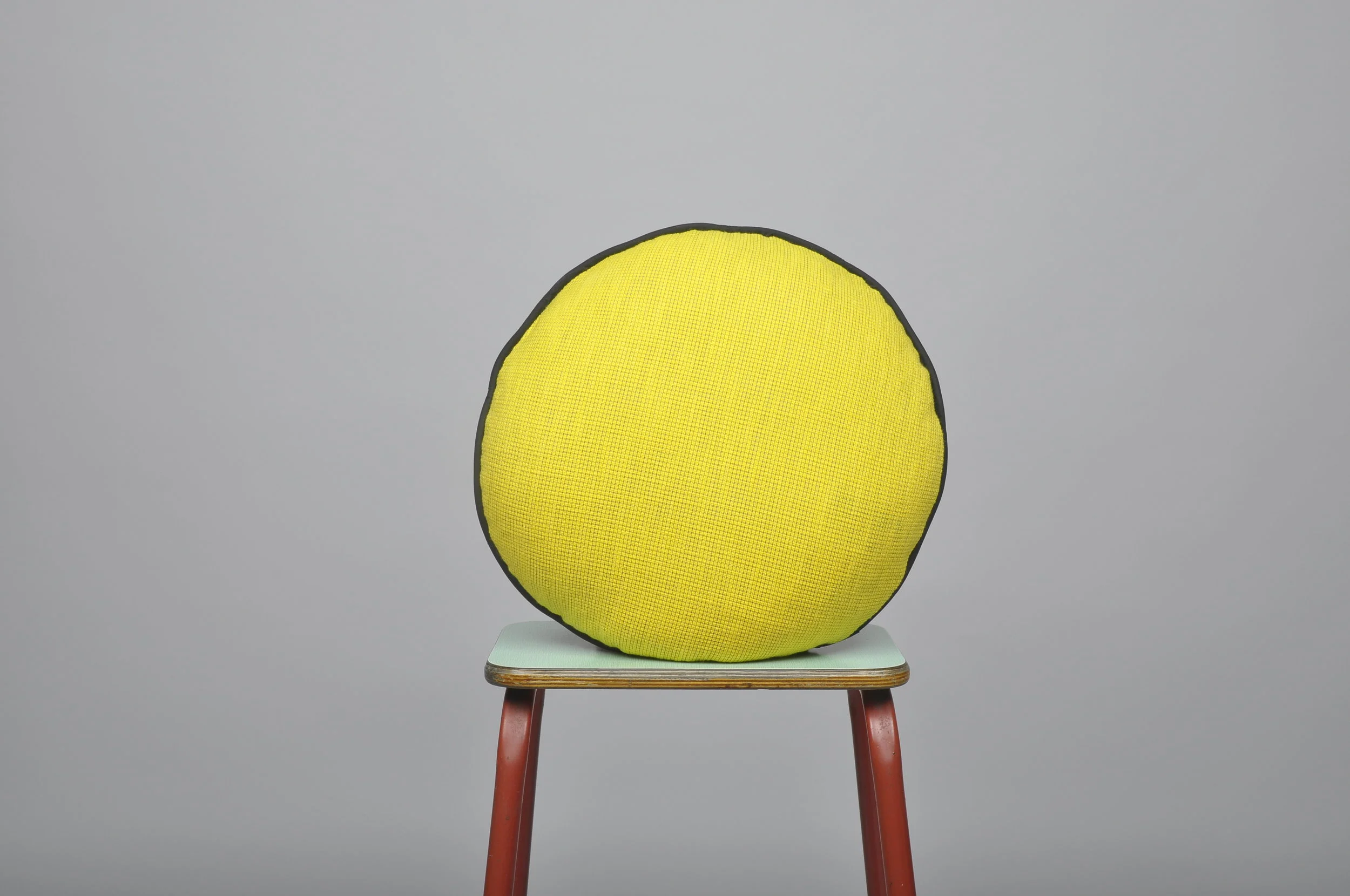 Ecliptic delight : Midnight pipe dreams