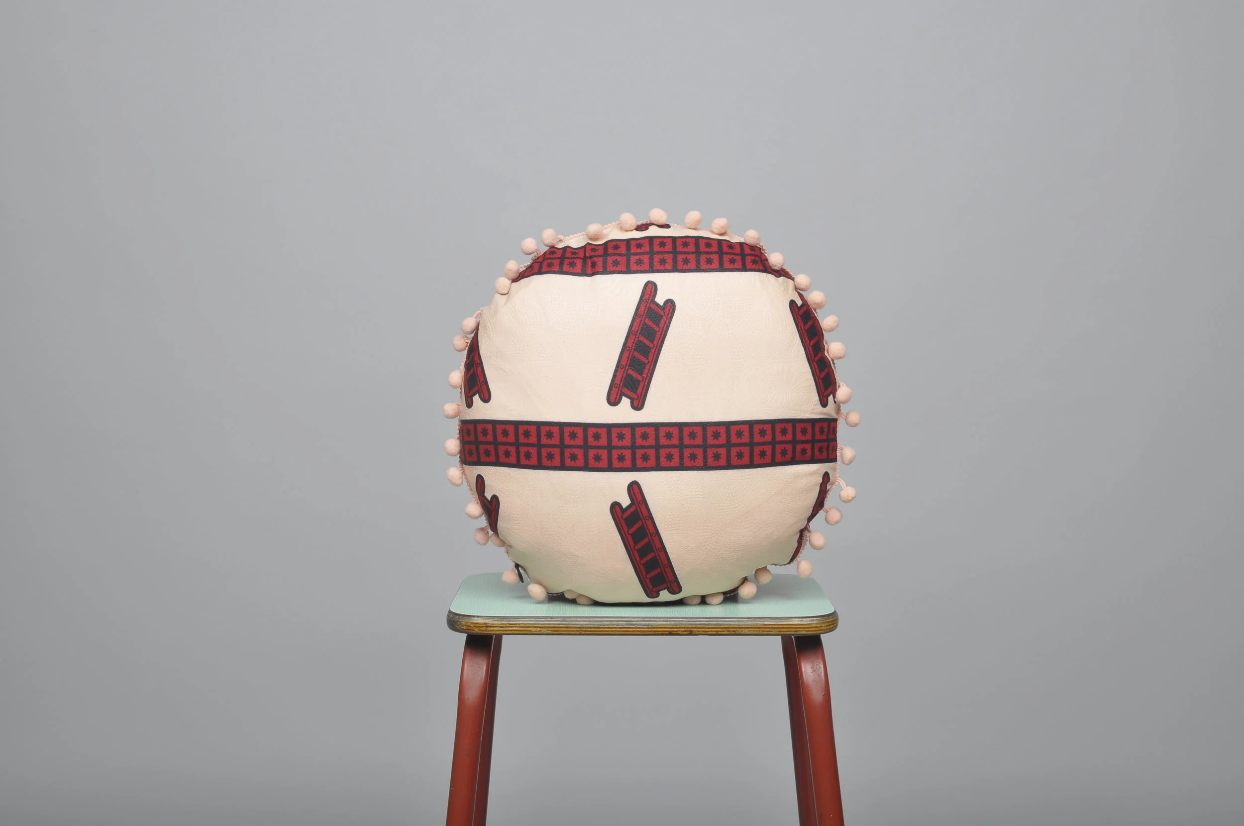 Ecliptic delight : Stairway to heaven poms