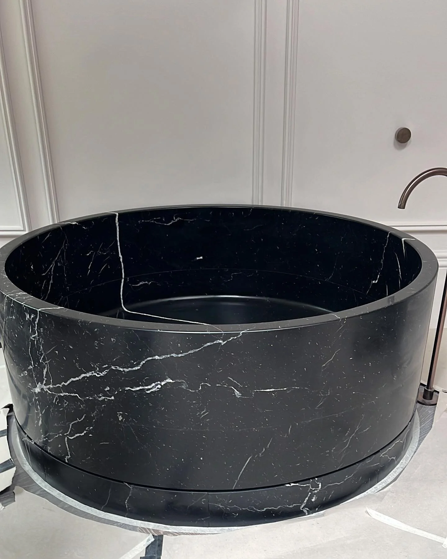 Re polish of the infamous penthouse marble bath. Looking lovely again. #penthouse #bigbeanconstruction #marble #luxury #beautiful #hardwork #italian #love #london