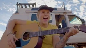 El Strappy YT 30 sec FINAL.mp4