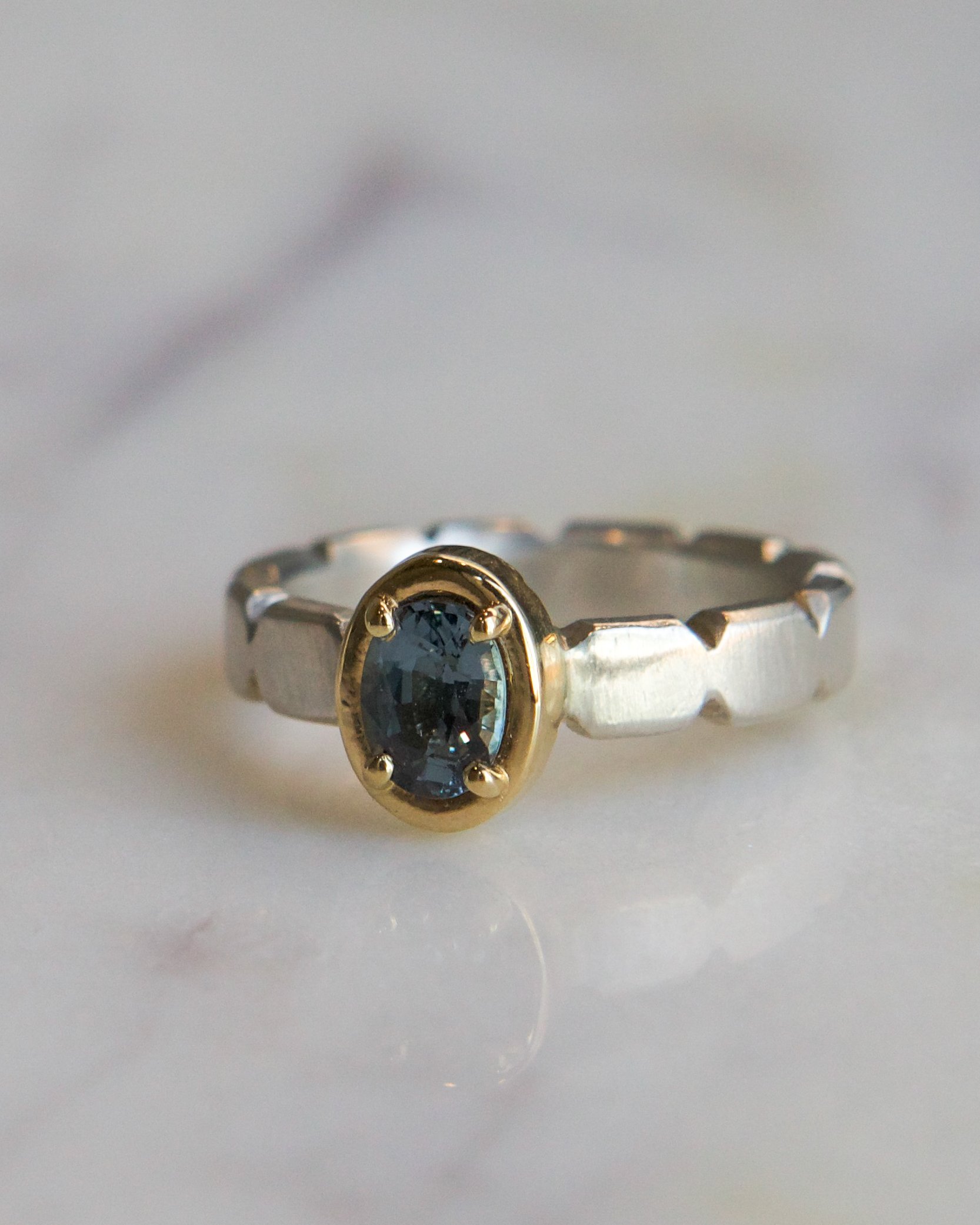 Oval Grey Spinel Mixed Metal Scalloped Ring