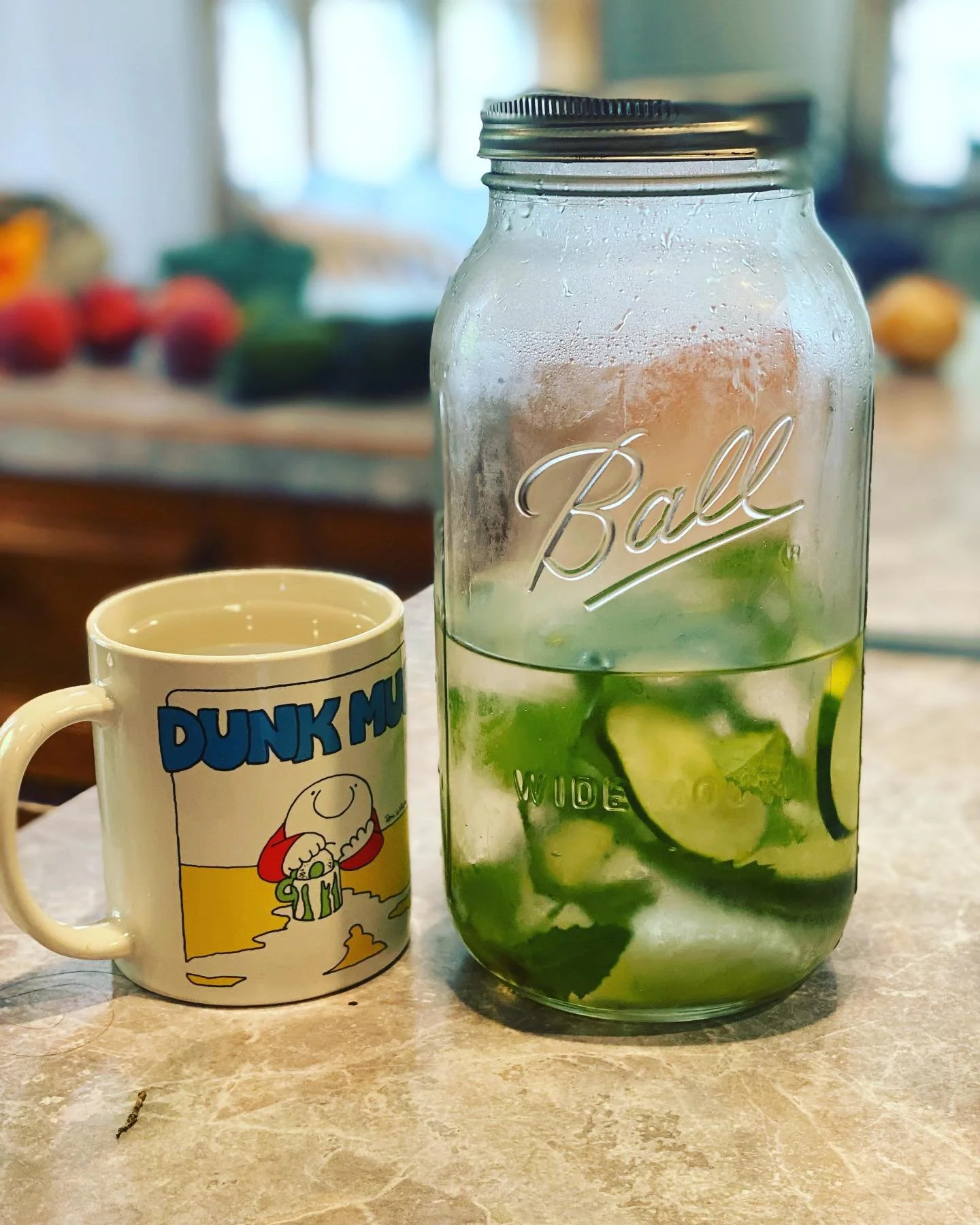 🌞 Summer is a season of warmth and intensity, which can exacerbate the Pitta dosha in our bodies. Pitta is associated with the elements of fire 🔥 and water 💧 and governs our digestion, metabolism, and body temperature. When Pitta becomes imbalance