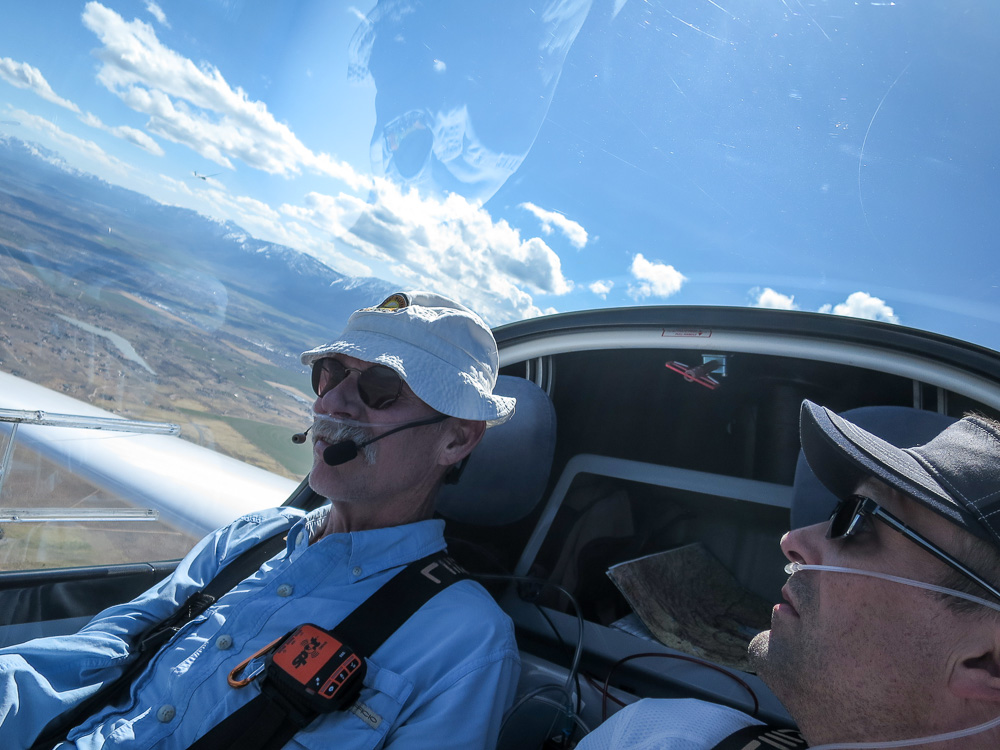 Former GHSA member Kevin Shaw and GHSA member Todd Hahn in Kevin's Pipistrel Taurus self-launching glider in Minden, Nevada, 2018