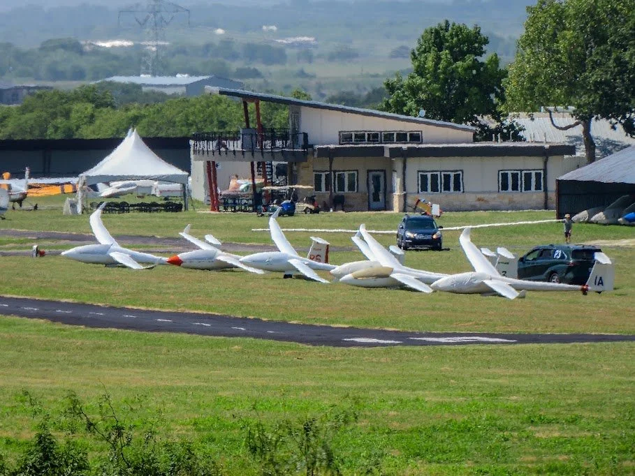 Gliders in front of club house.jpeg