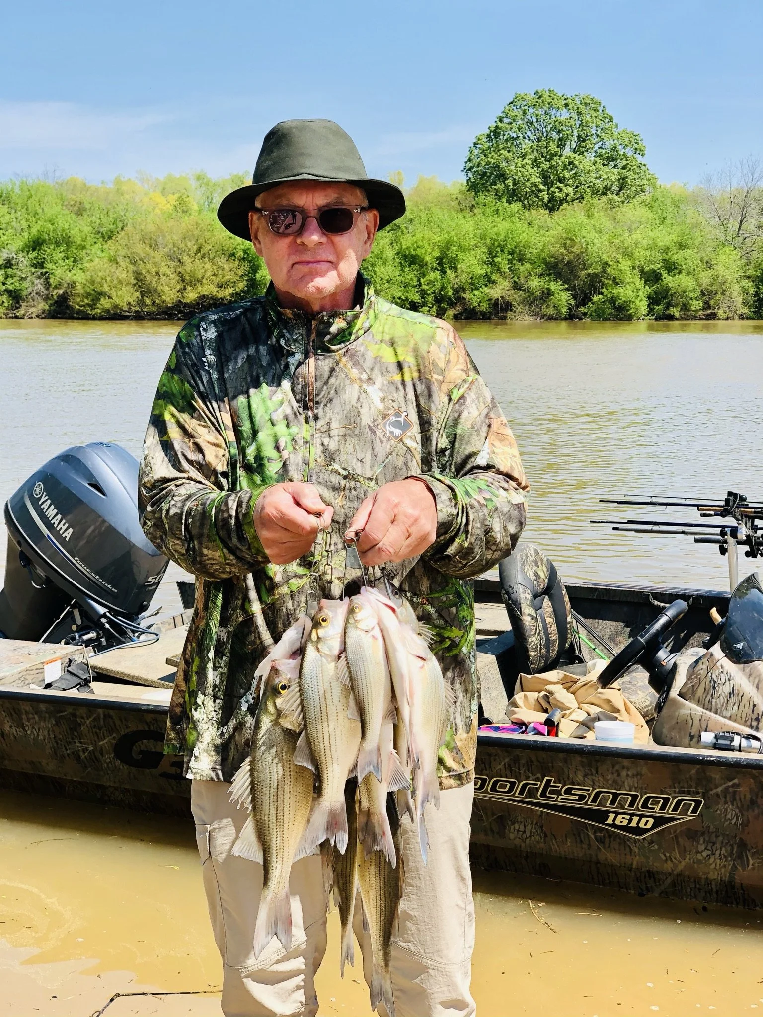 4/15/21 White Bass Fishing on Sardis Lake with Dr. Brooks