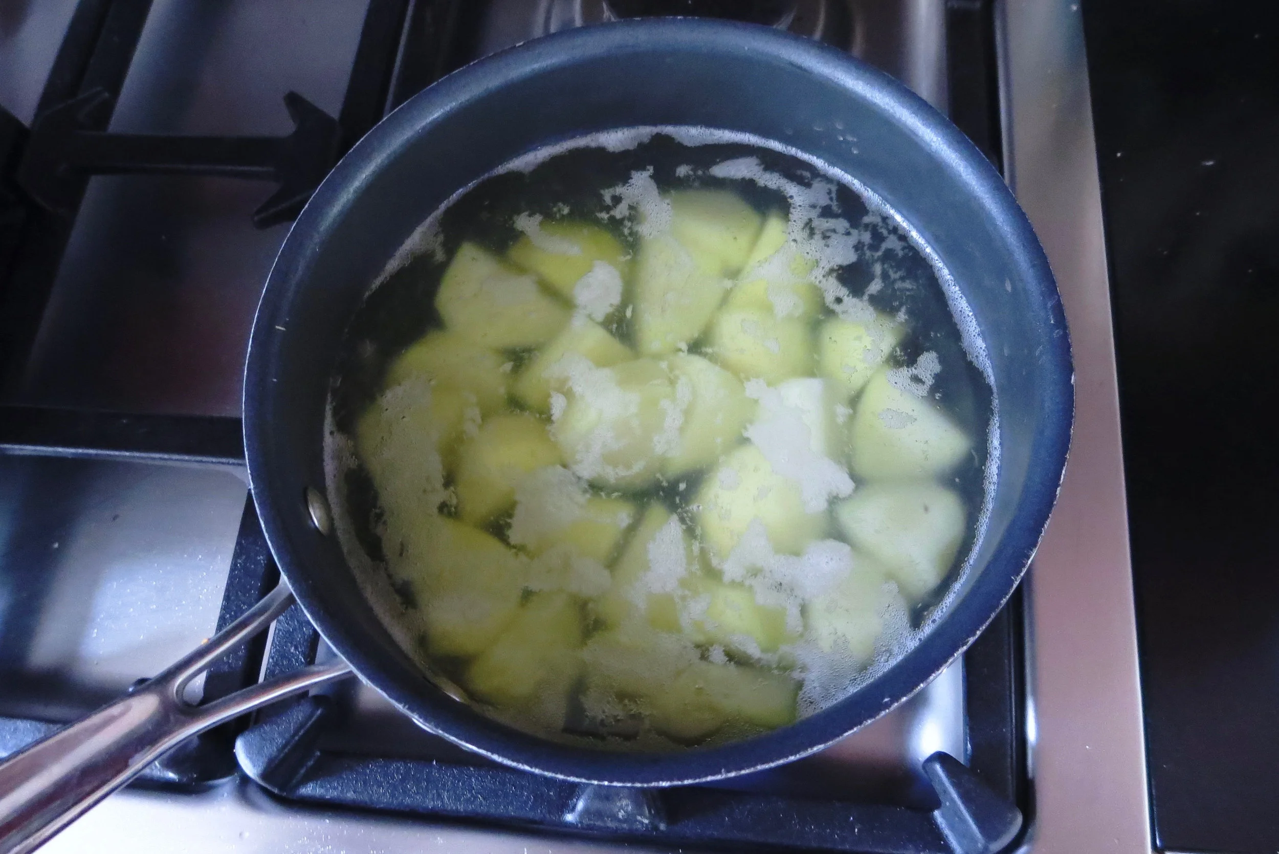tuna_potato_salad_withcurry.jpg
