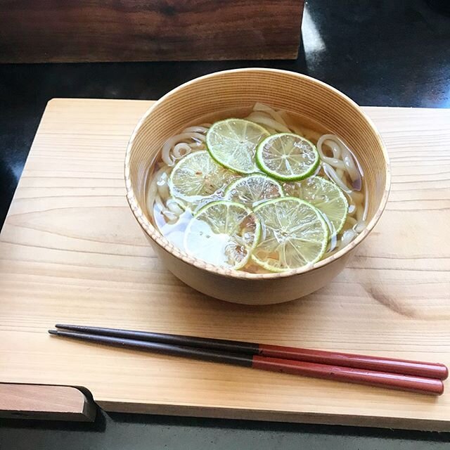 Udon, lime and katsuobushi🌿#lunchspecial #udonnoodles #bonitoflakes