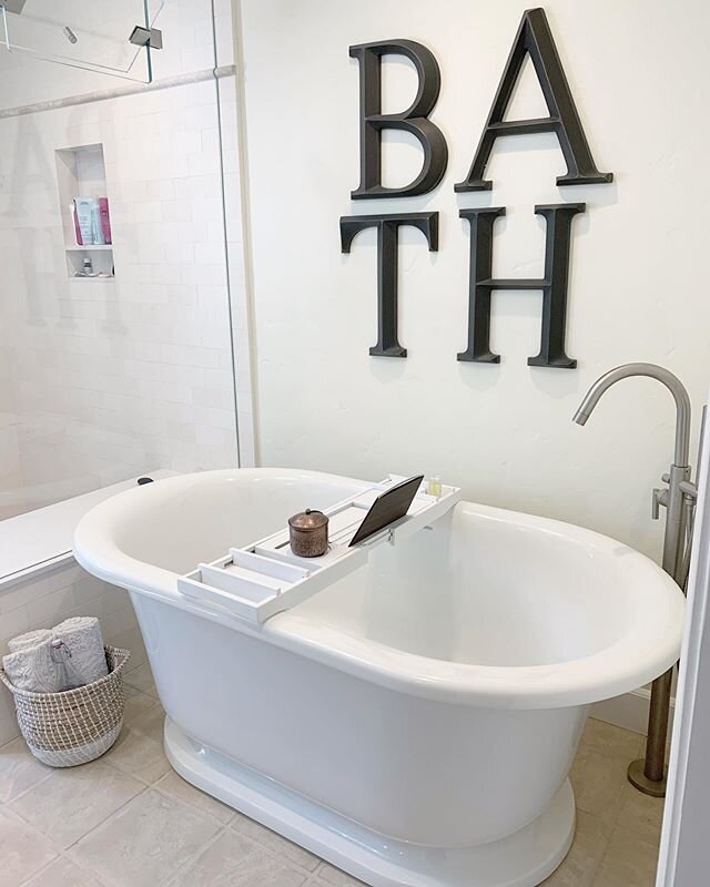 BATH with a capital!  How cute is our clients master bath?

#bordeninteriors #santabarbara #interiordesign #bathroomdesign #bathroomsofinstagram #freestandingtub #neutraldecor #lovewhatwedo