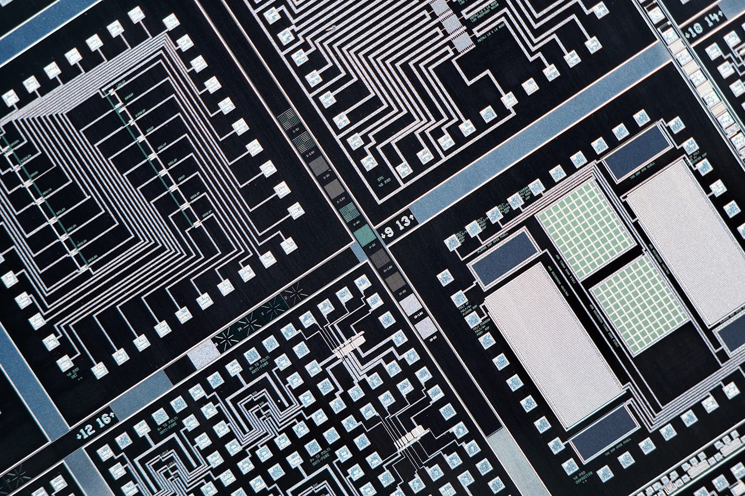 Nikon CFI Plan Apo 4X/0.20 ∞/- Microscope Objective