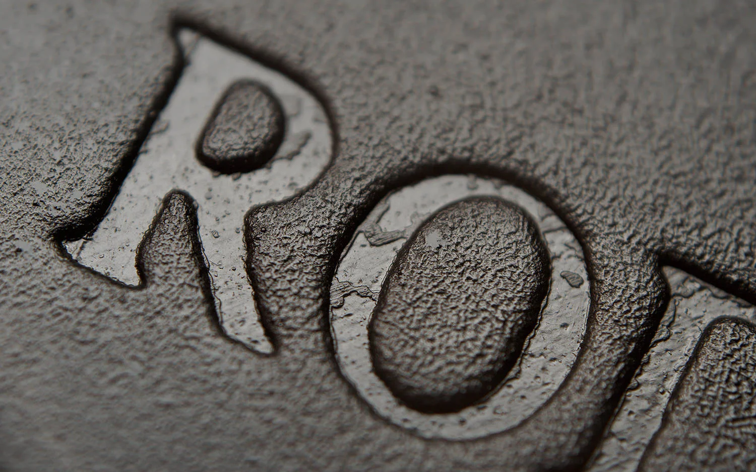 Rodenstock lens cap details with Tominon 26.9mm lens at 2x