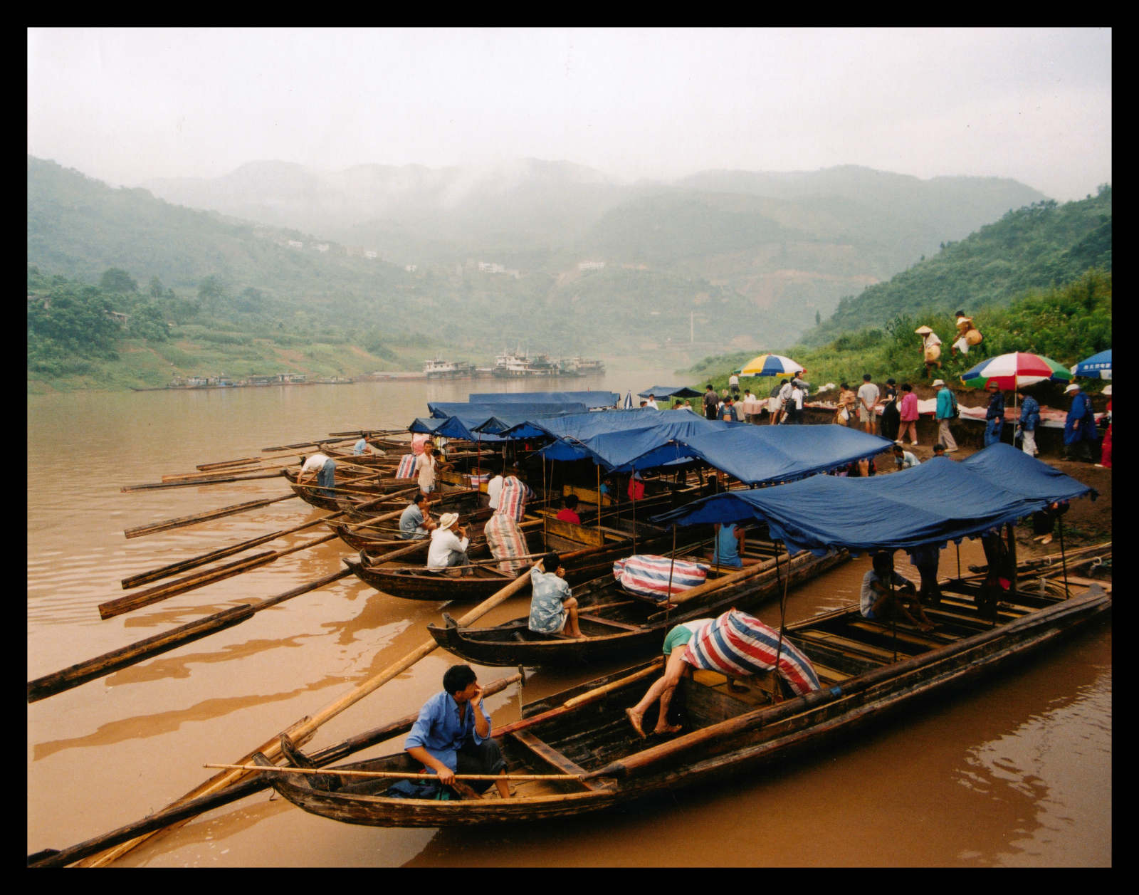 Chinese-Boats_1600_c.jpg