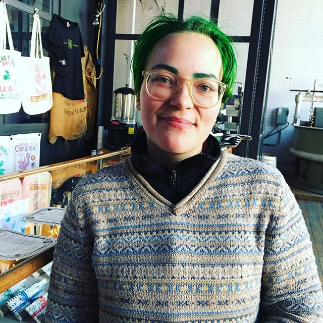 Green hair sighting #greenhair #GreenSky #bookkeeping #Brooklyn #smallbusiness #cacaoprietodistillery