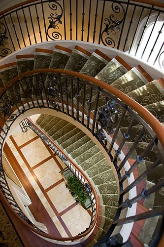 Grinspoon 498_23_CRWeb .JPG