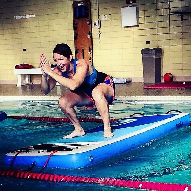 Friday enthusiasm and time to celebrate trying something NEW 🤙like our awesome friends at #ymca captured here &amp; having a blast on #flowmotionfitnessmat 💪💦🙌 We can create new ways &amp; fitness patterns on the mats on &amp; off the water !!!
#