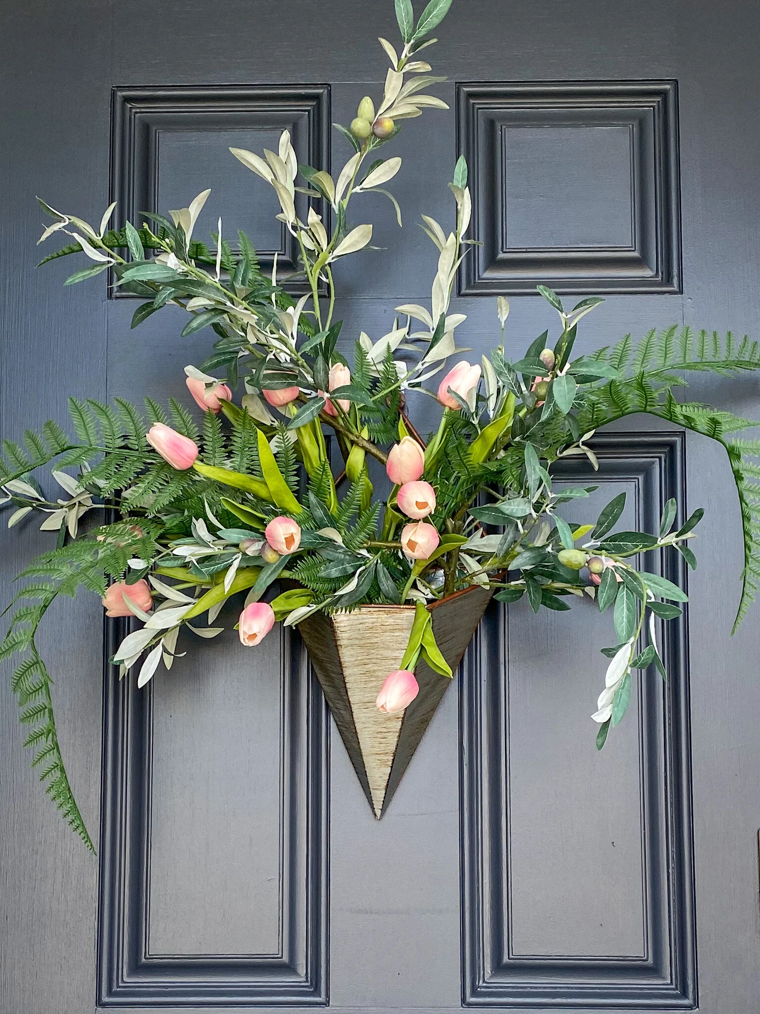 best hangers wirecutter on Easy Spring Door Hanger Tutorial Cottage Style