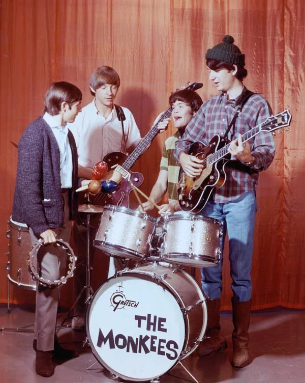 The Monkees advertisements in Romance comic books 