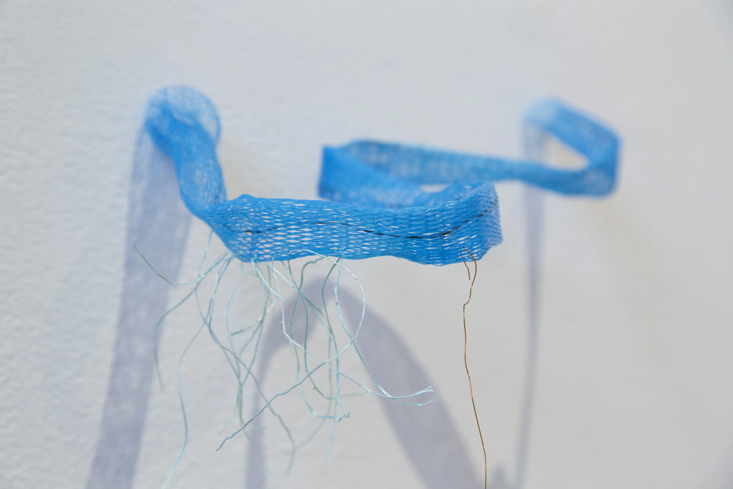 (detail) Turning back