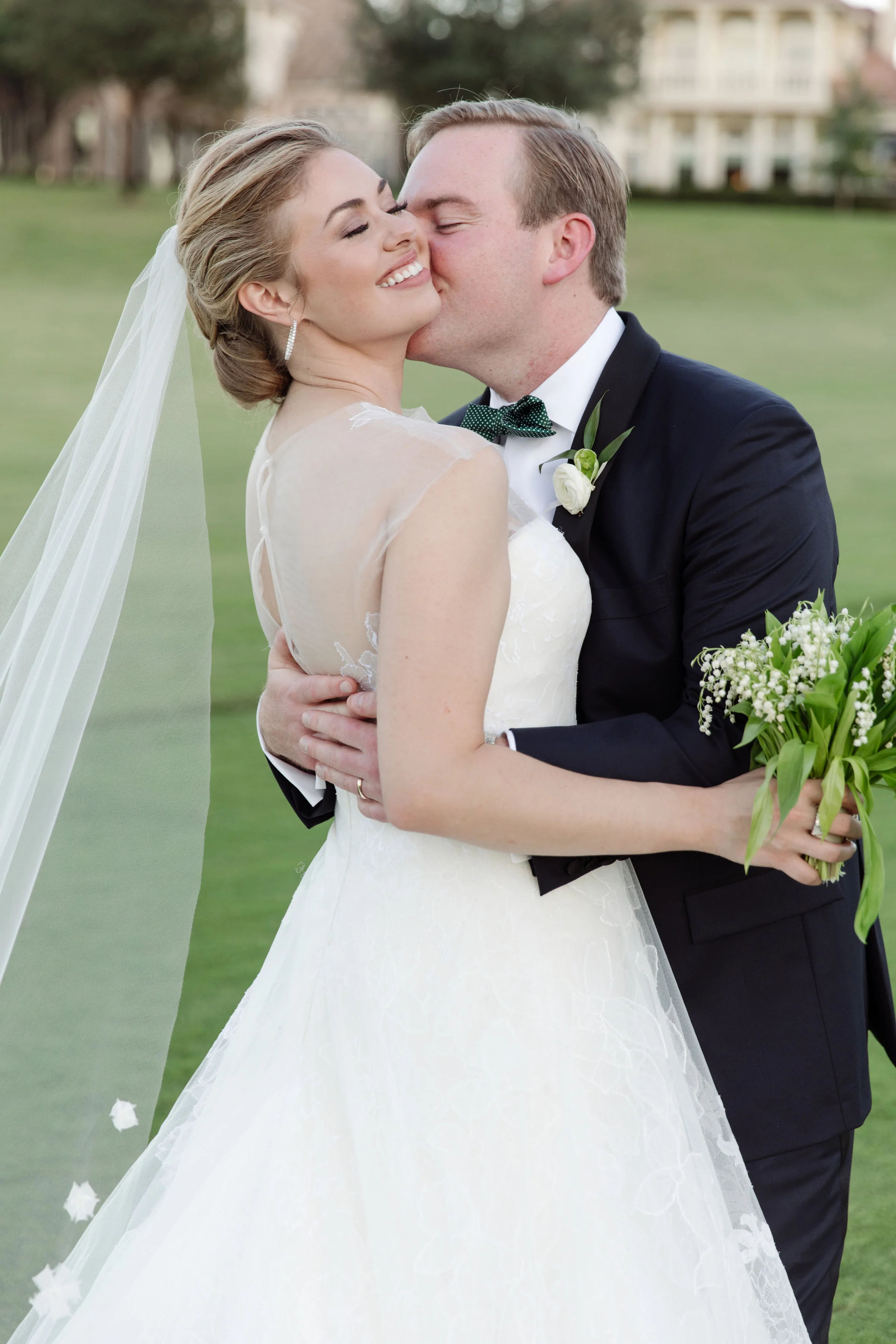 Couple Details - Dallas, Tx - Fall Wedding - Julian Leaver Events