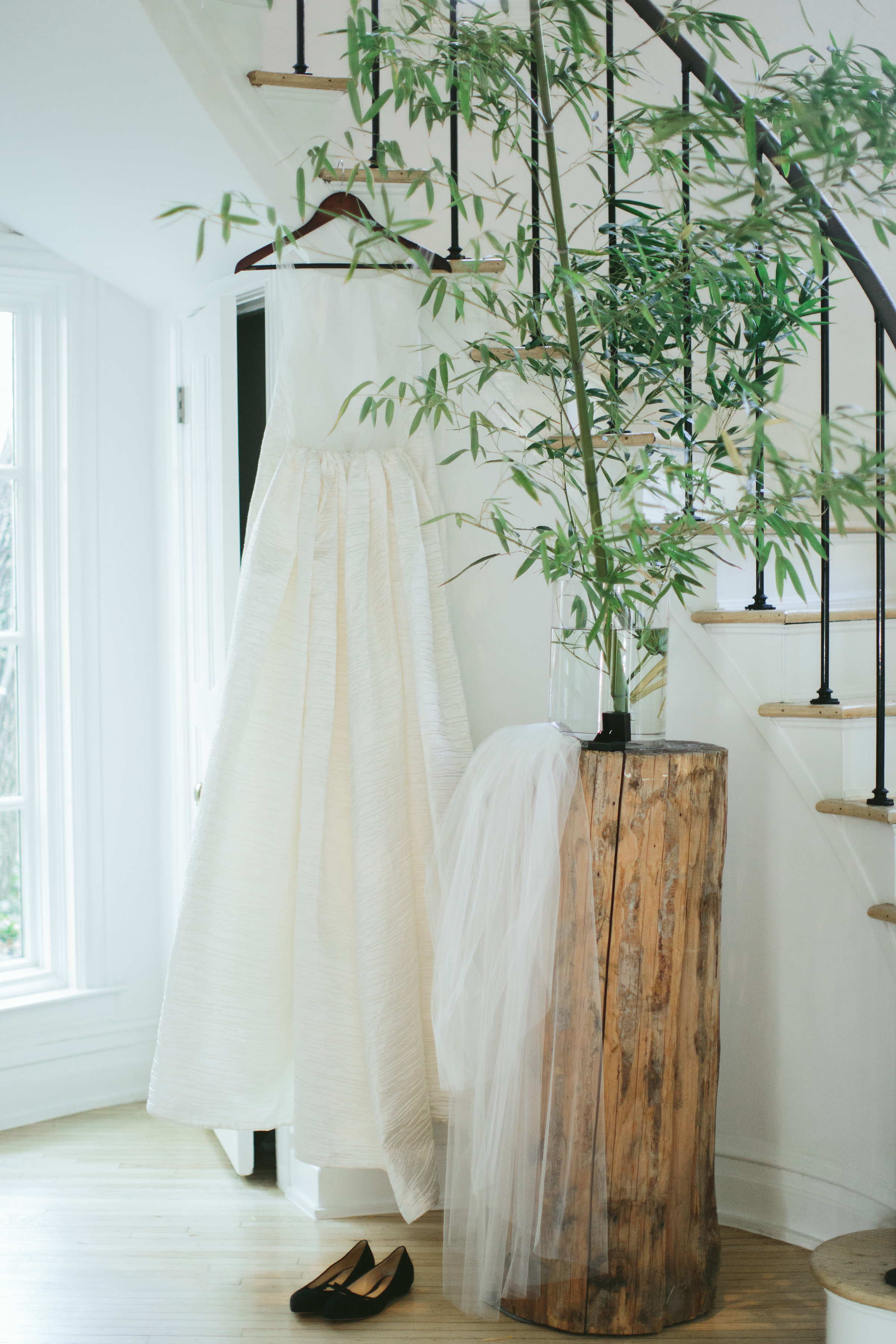 Wedding Dress - Dallas, TX - Fall Wedding - Julian Leaver Events