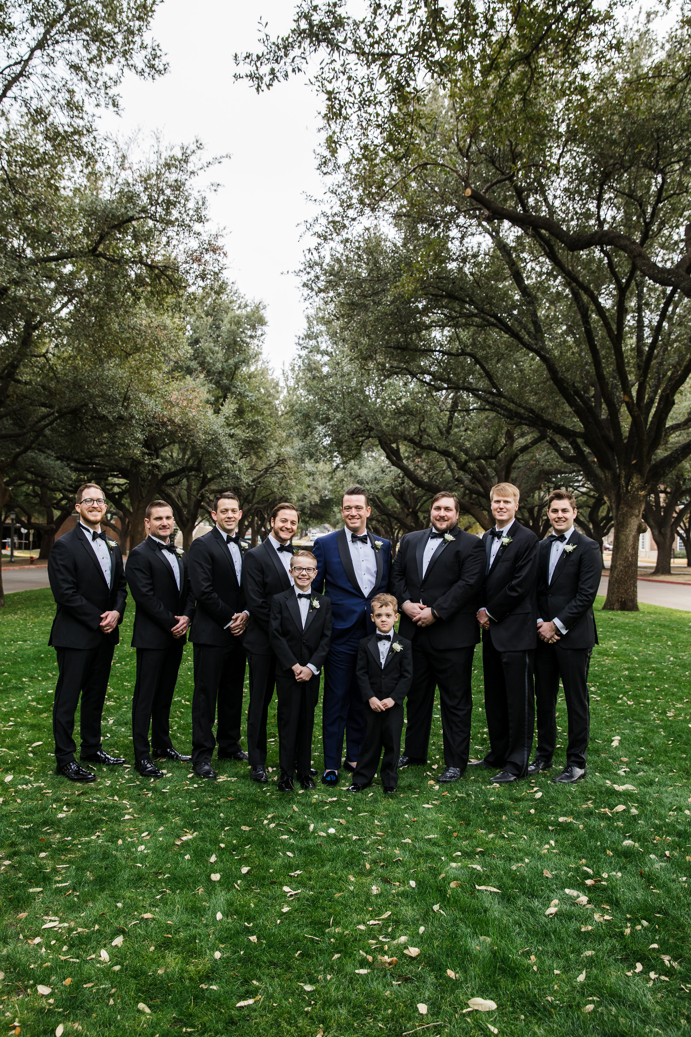Groomsman Details - Dallas, Texas - Winter Wedding - Julian Leaver Events