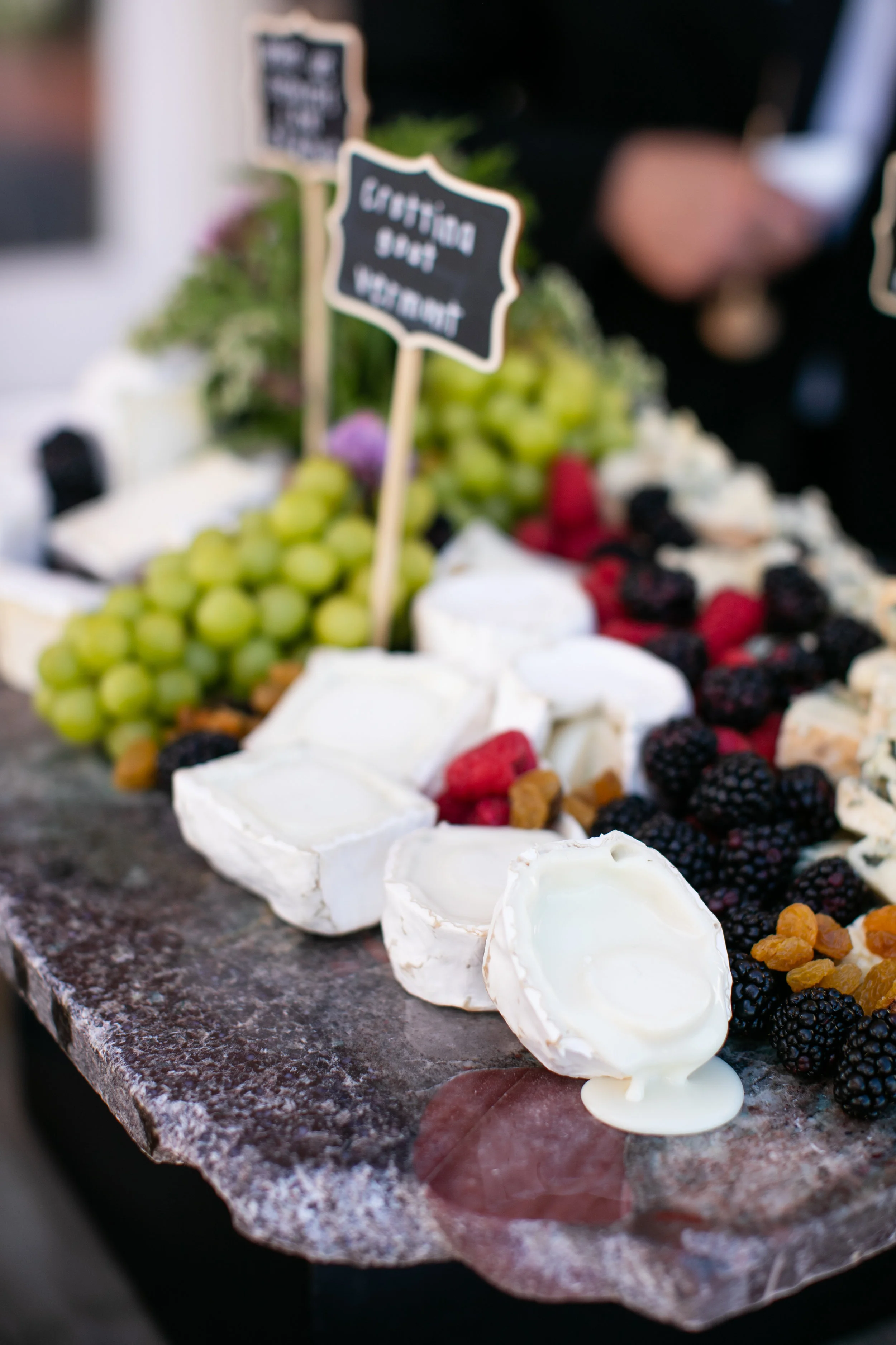 Cocktail Hour Details - Laguna Beach, California - Summer Wedding - Julian Leaver Events