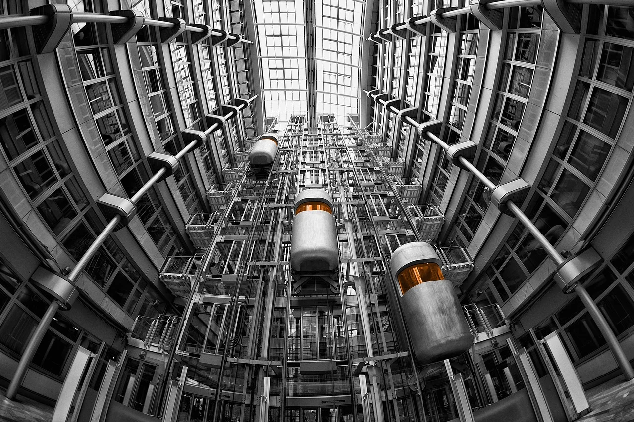 lifts-1590608_1280.jpg