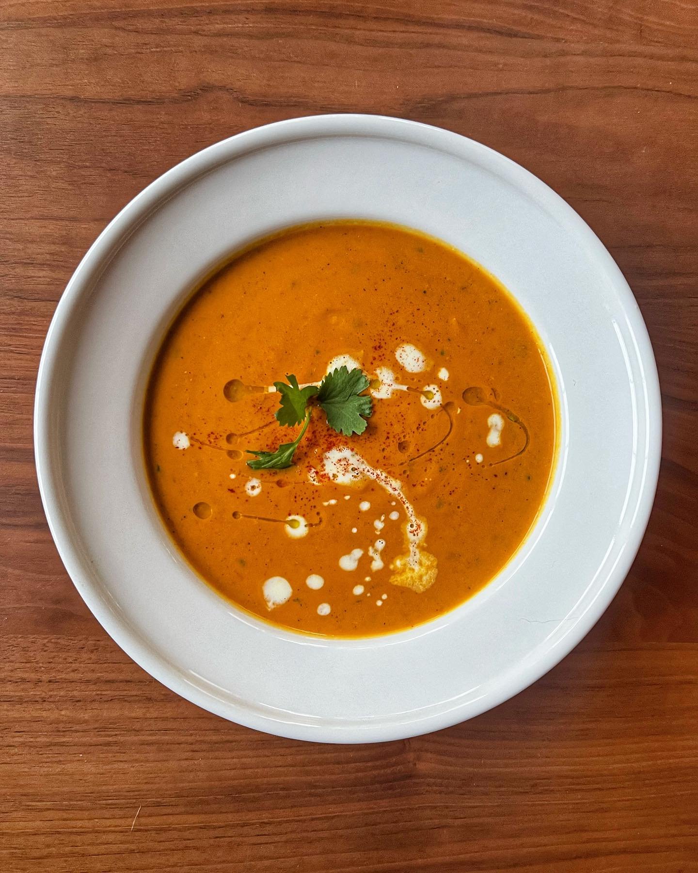 This winter gourd soup is one of my favorites! A mixture of honey nut and butternut squash gives off a succulent flavor and this weekend I&rsquo;m pairing it with fresh scallops. Want a taste?!

I have availability Sunday, January 21st - kick back an