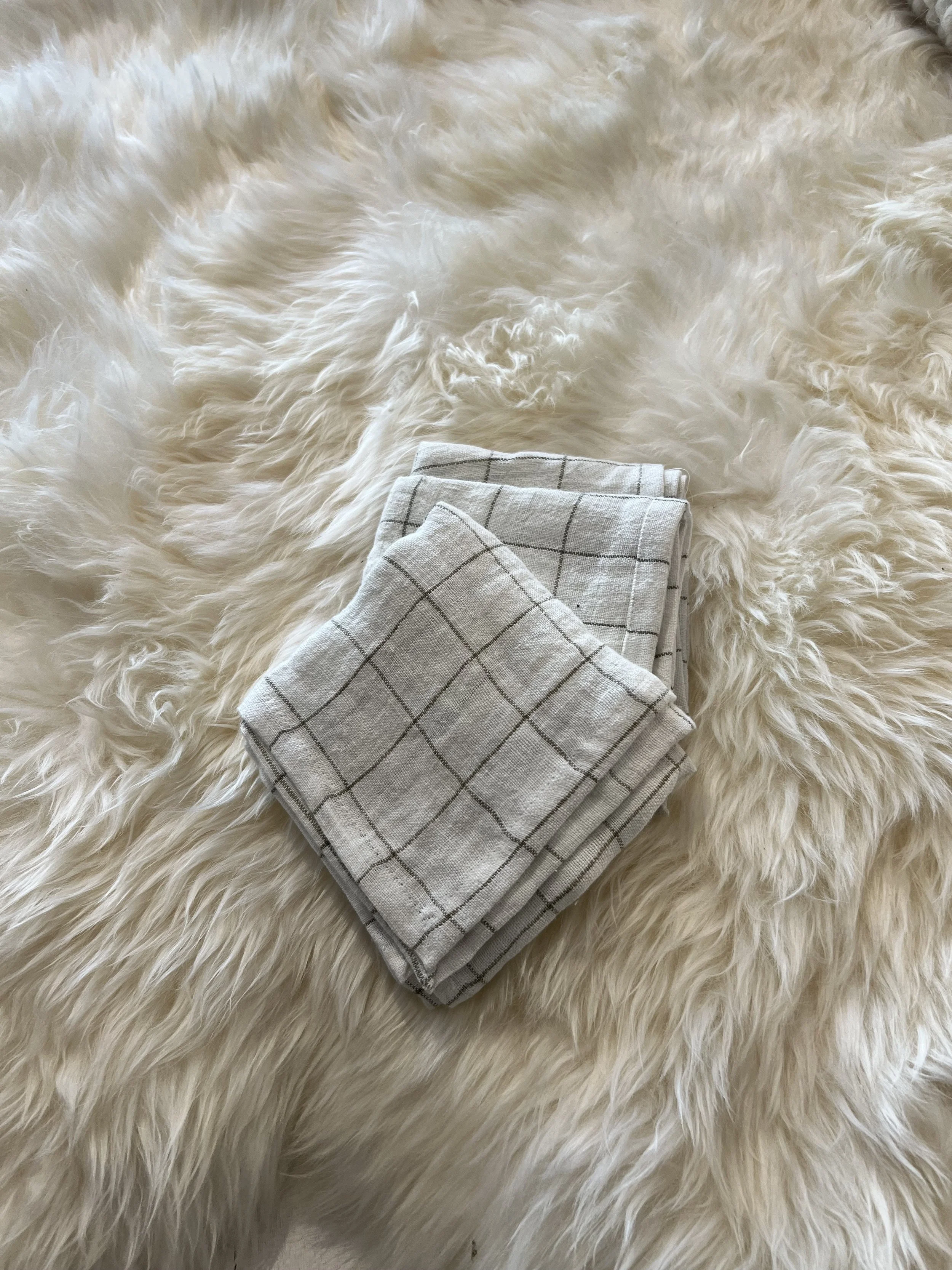 Green + White Windowpane Linen Dinner Napkin