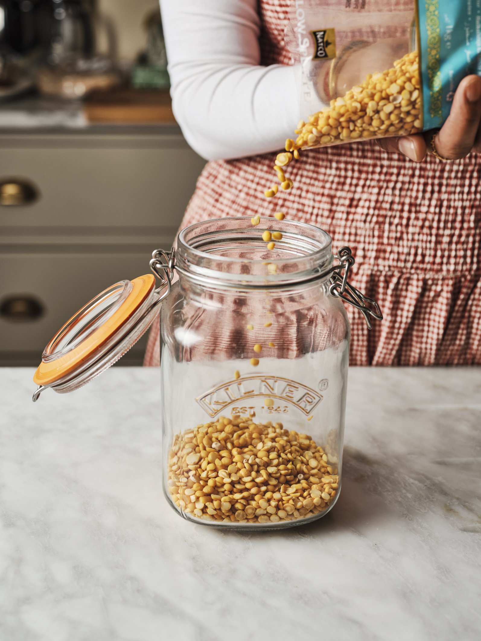 HH The Ramadan Kitchen Day 6 Split Lentil Incidental 001.jpg