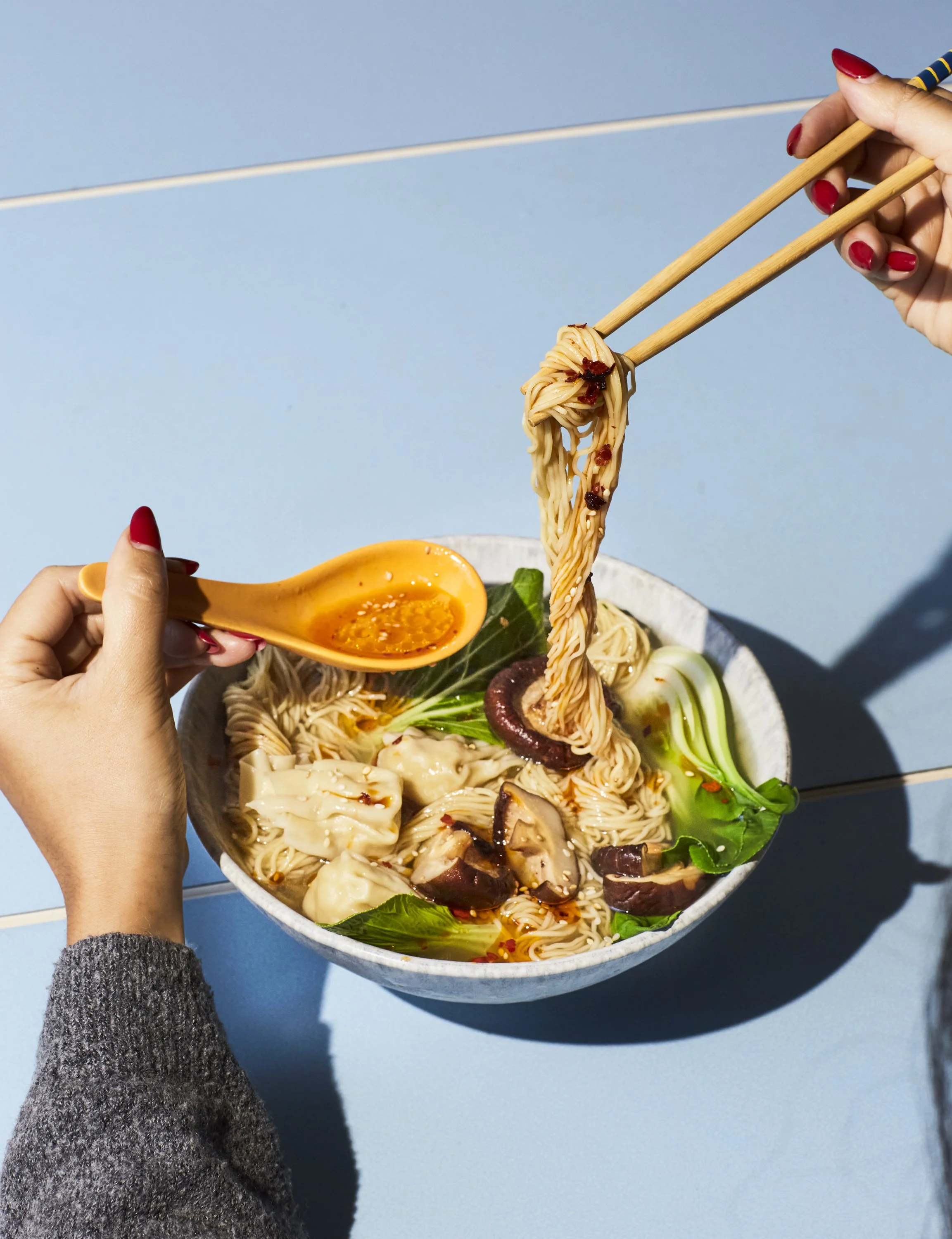 HungryBanana2_WontonNoodleSoup_107.jpg