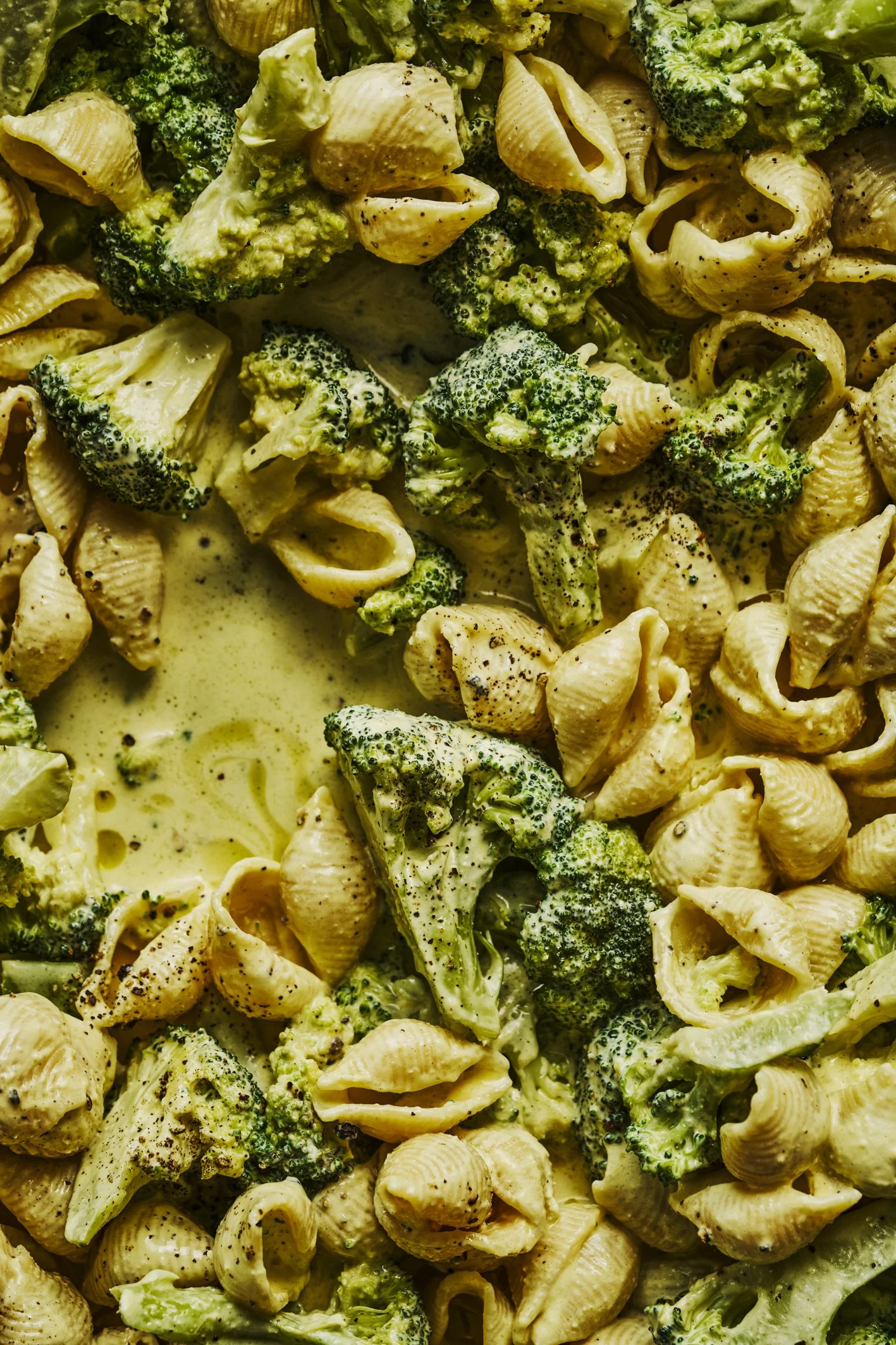 HH Sophie Waplington 30 in 30 Day 2 Creamy Broccoli Pasta  001.jpg