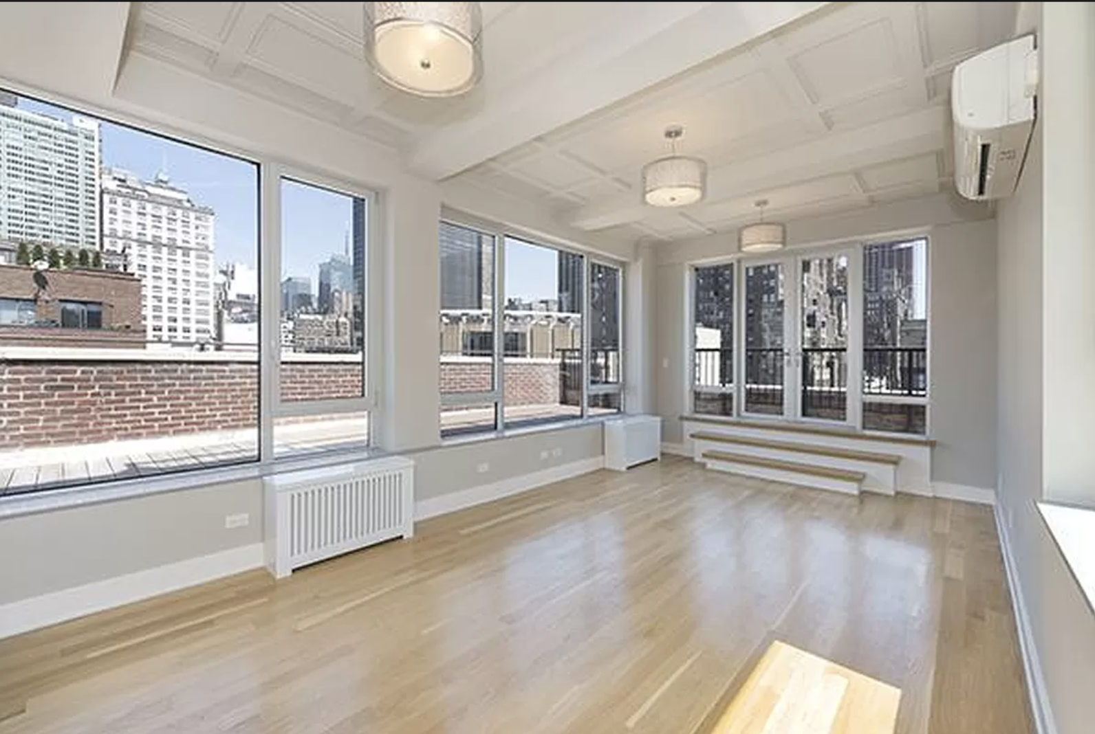 308 W 30th St, PHA