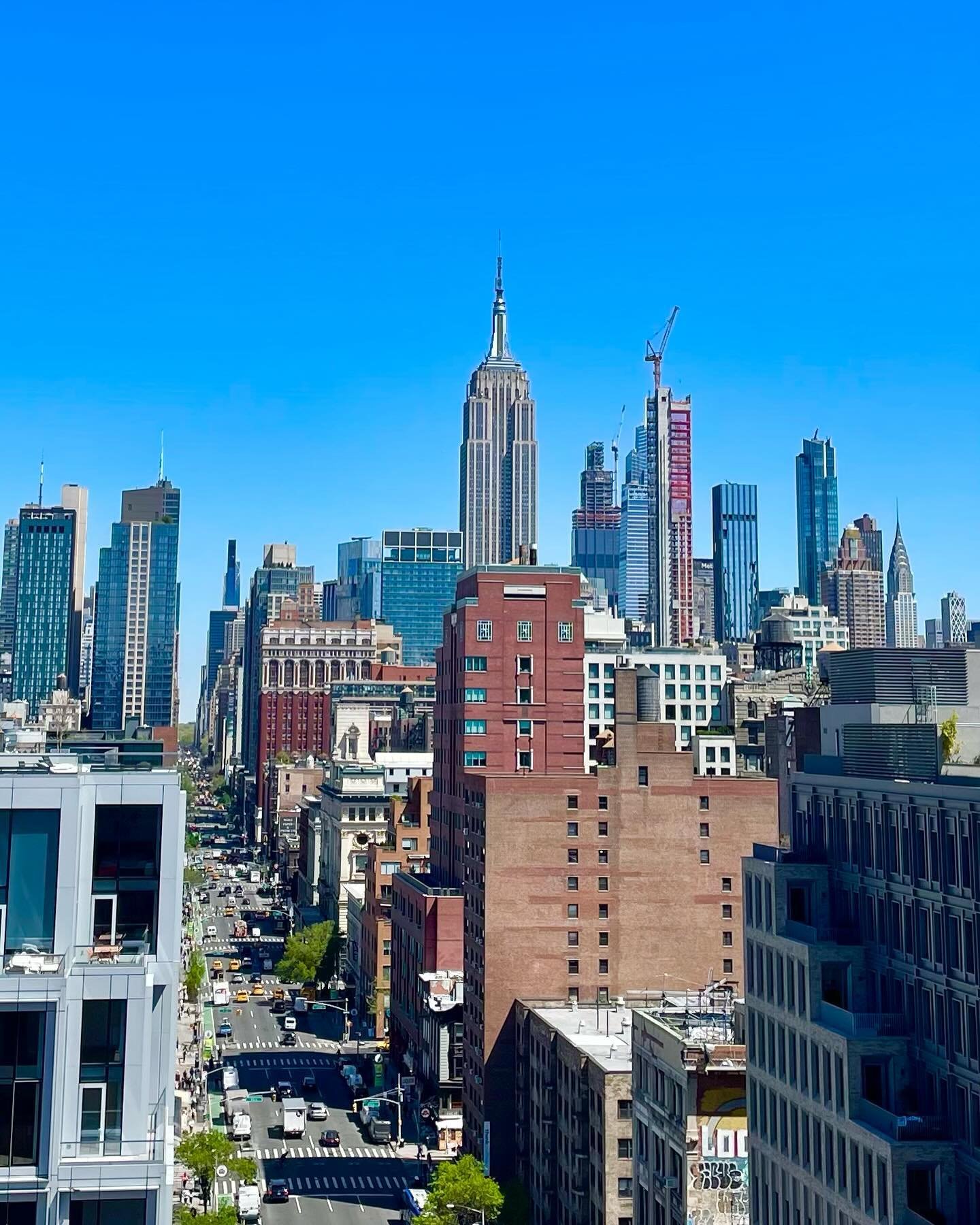 Red Jacket Inspiration.
Never count New York out. It&rsquo;s been down before, and came back like a phoenix, reaching new heights. Change is in the air. And that change is good, and optimistic&hellip;and we are Red Jacket Ready!

#redjacketnewyork #r