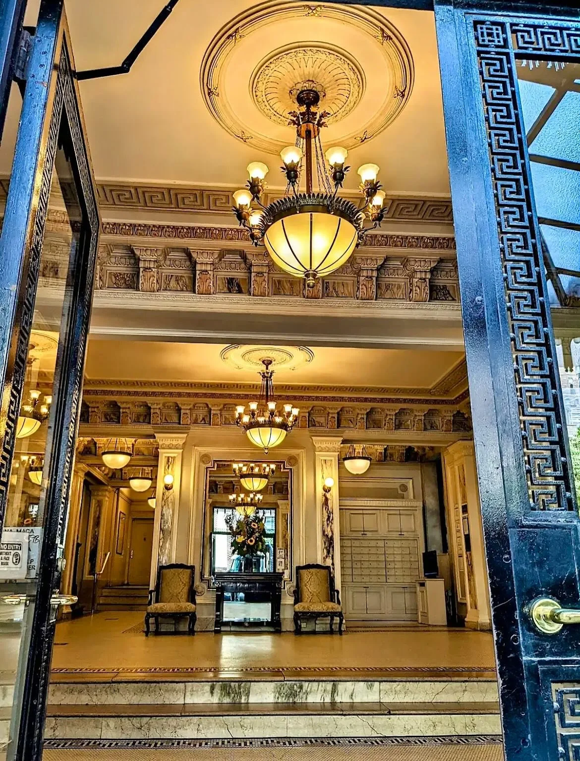 Red Jacket Buying.
While I excel at real estate presentation and marketing with my focus on selling, I am also a tenacious buyer&rsquo;s broker. Hunting hi and low for that special residence where my clients that can call HOME. Today we toured the Up