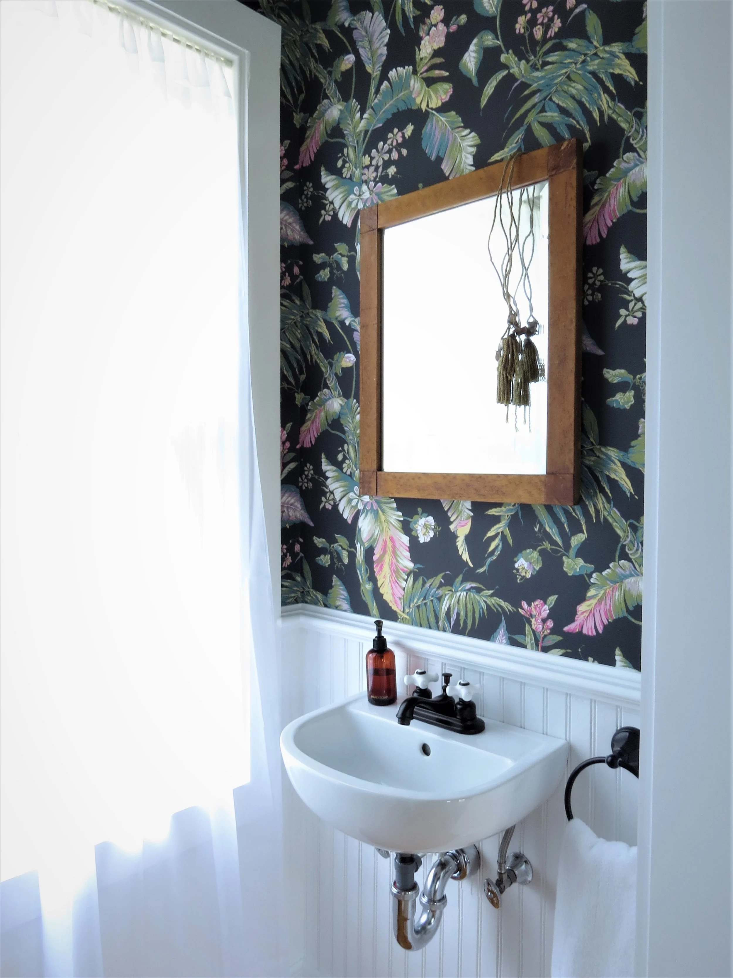 RENOVATION REVEAL: "Garden" Half-Bathroom